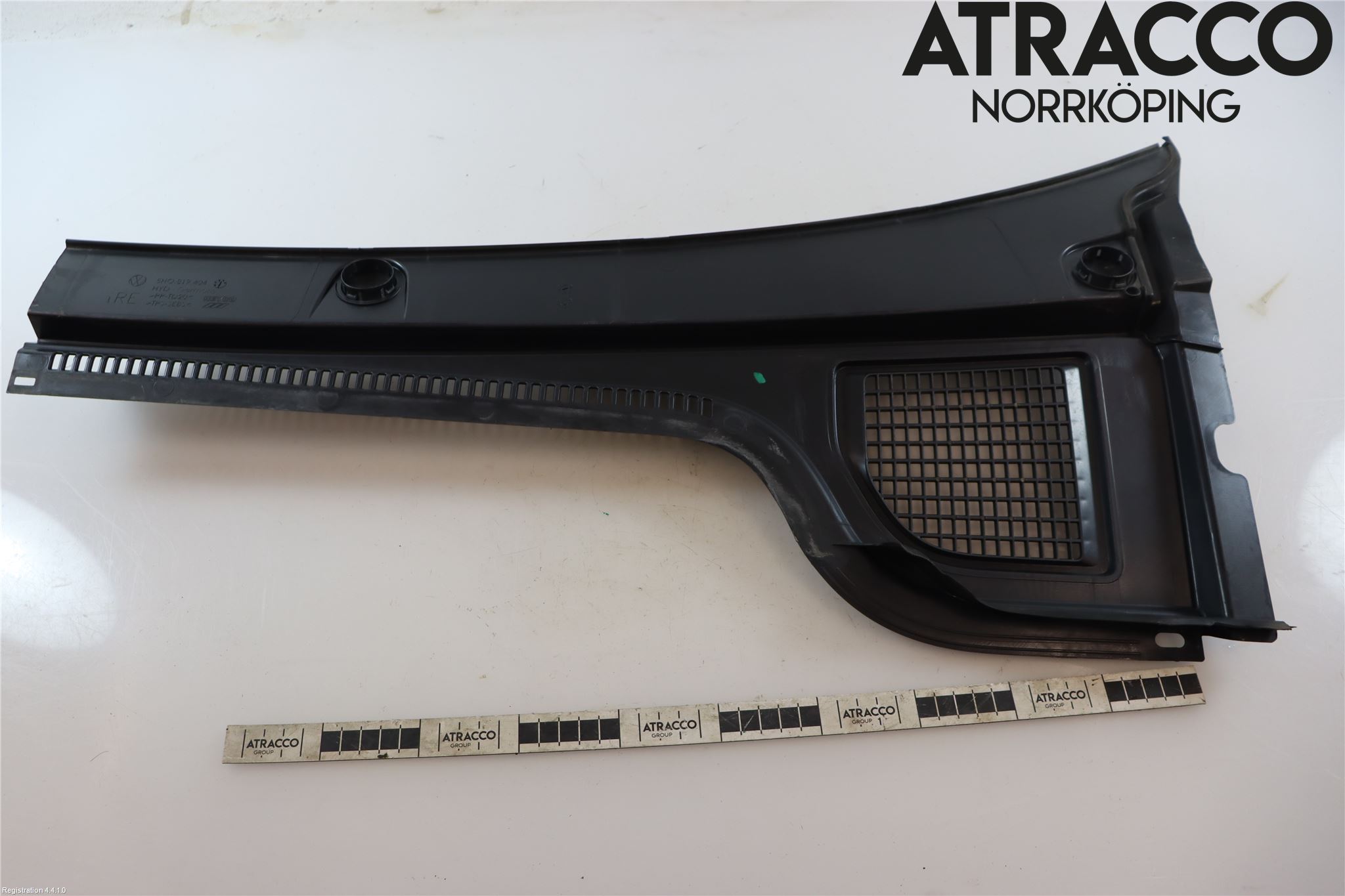 Volkswagen VW GOLF / E-GOLF VIII 20- Visker Deksel-Grill-Under Frr
