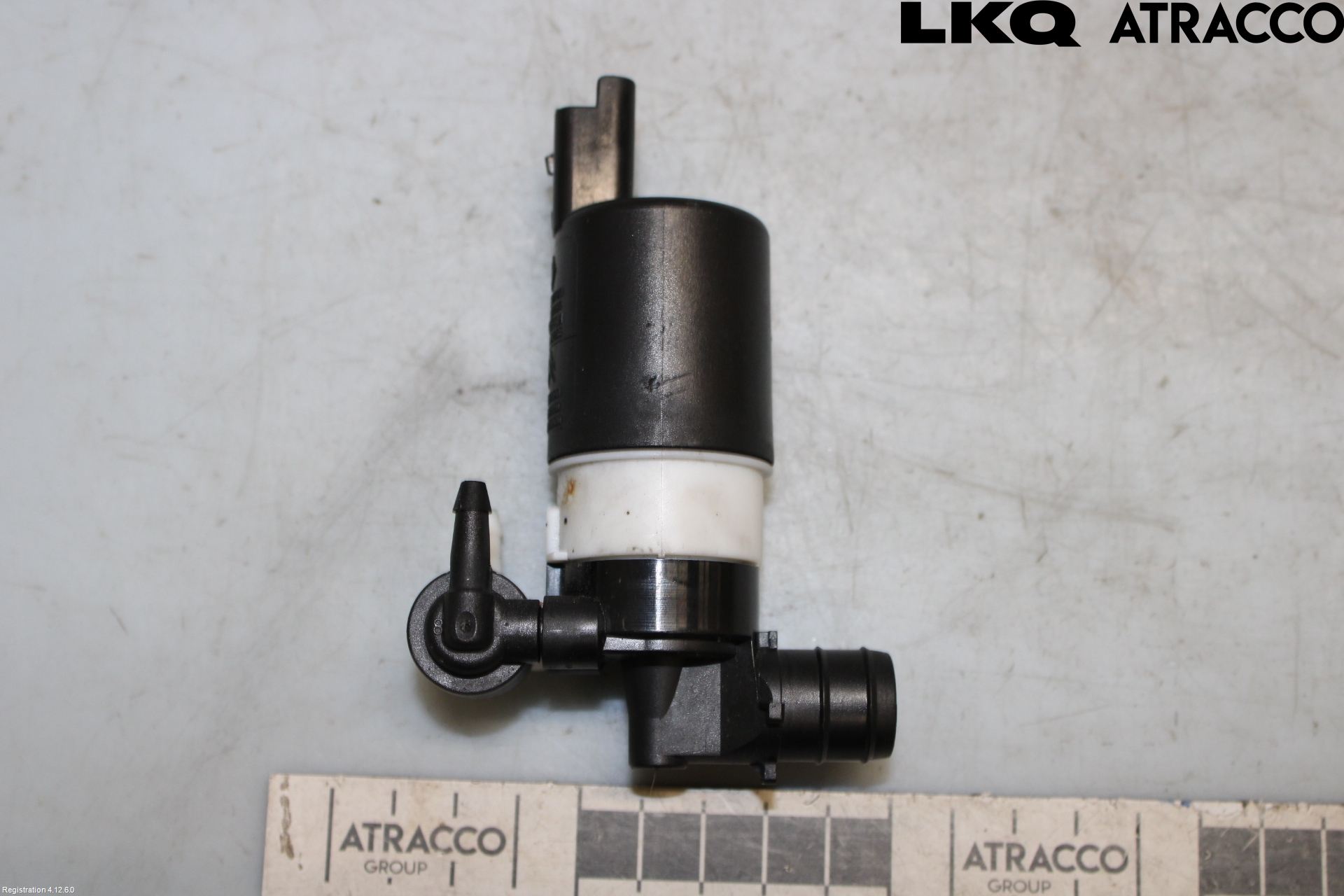 Citroen C4 GRAND PICASSO 07-13 Spylerpumpe Frontrute