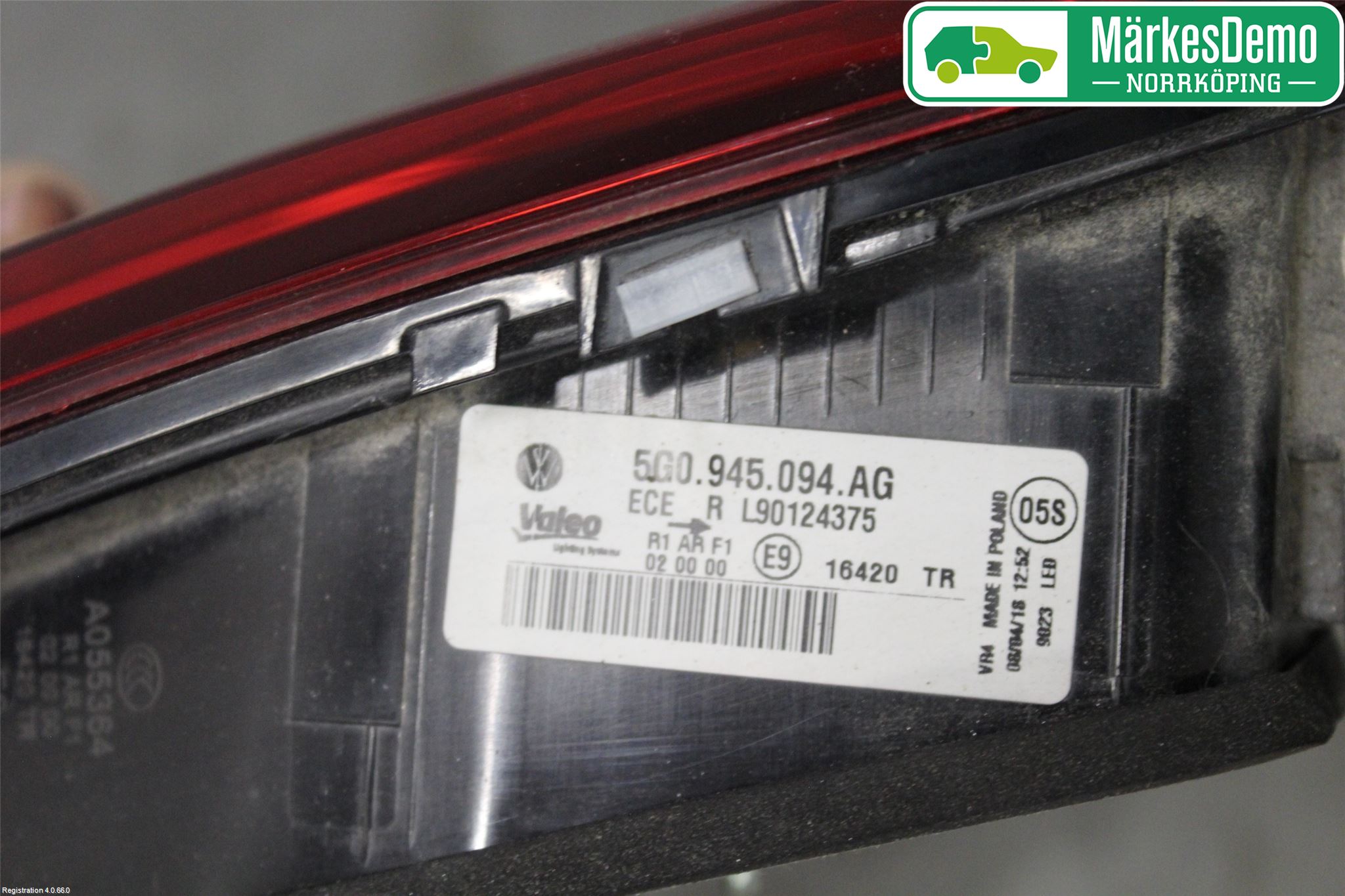 Volkswagen VW GOLF / E-GOLF VII 13-20 Baklykt Høyre  På Luke(Indre)