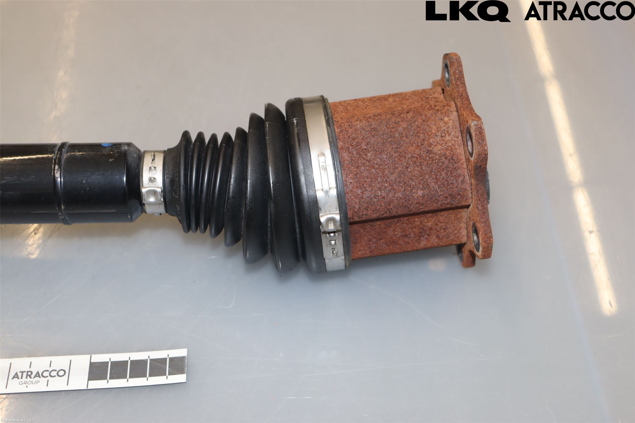 Volkswagen VW PASSAT 15-19 Drivaksel Foran Kompl Høyre