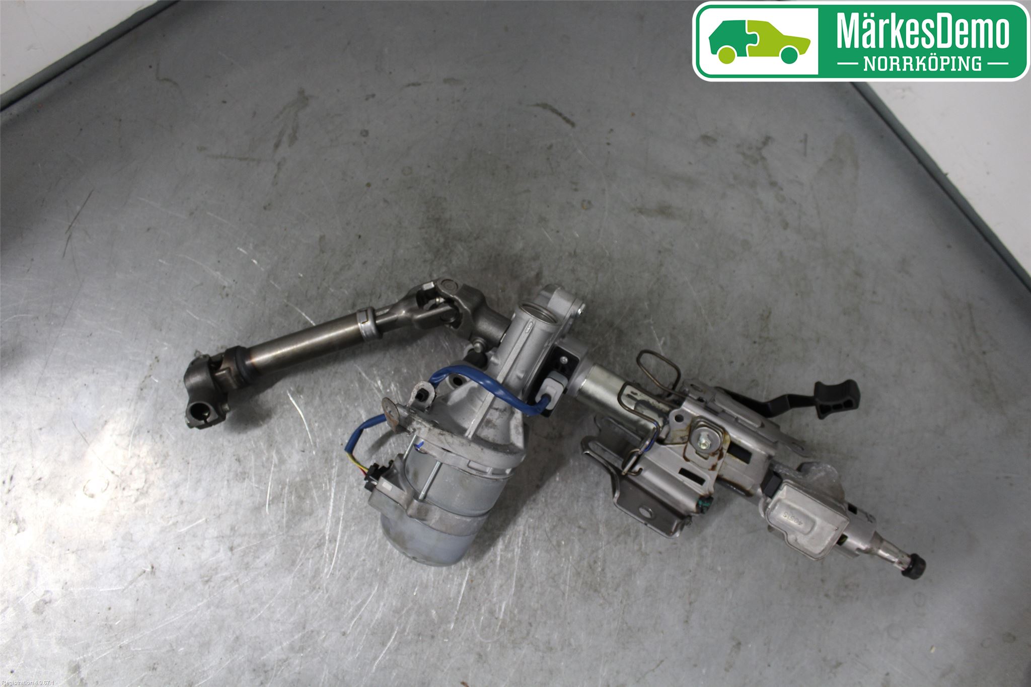 Toyota C-HR 16-23 Rattakselaggregat Innebygd Servo