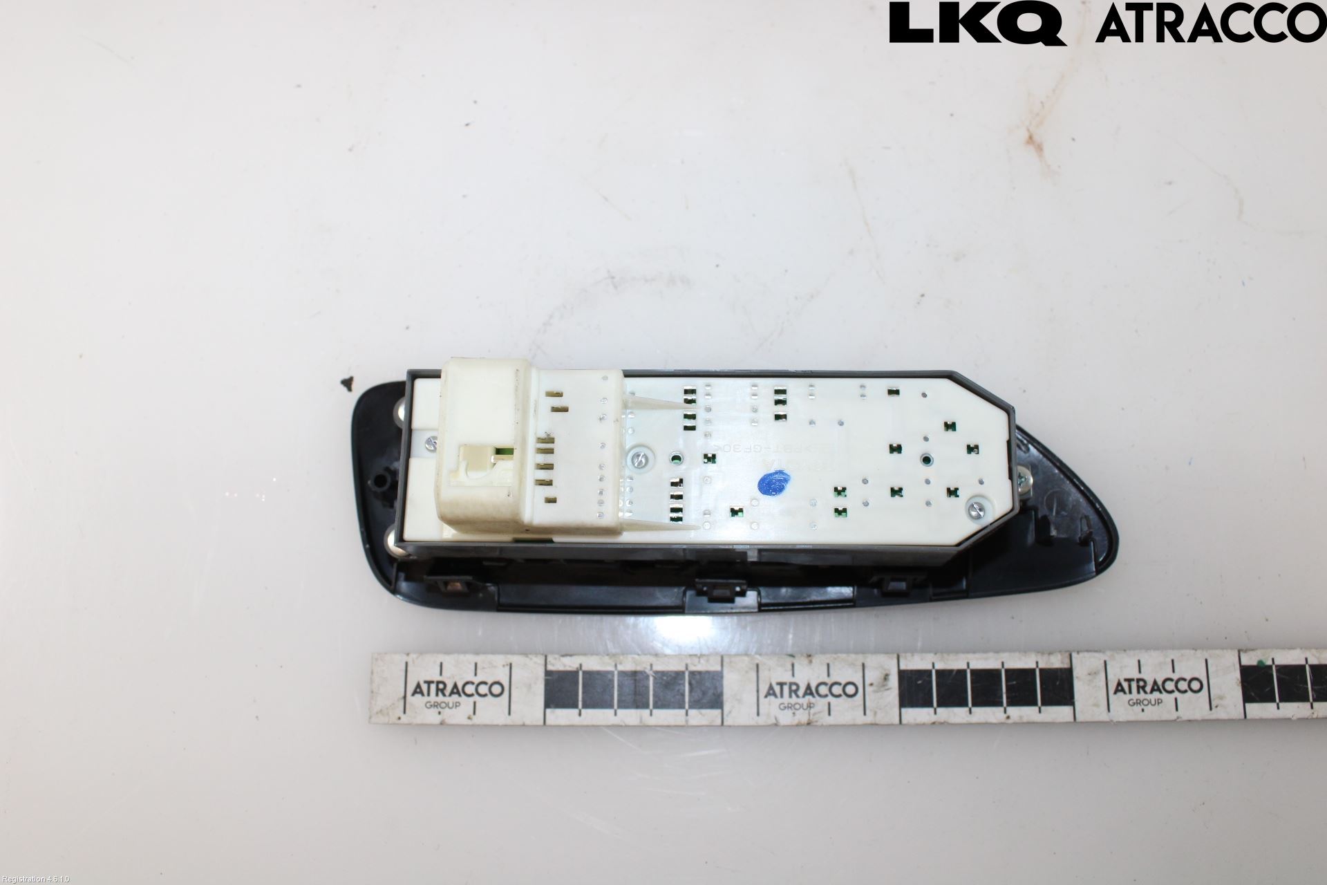 Toyota AURIS 07-09 Bryter Vindusheis