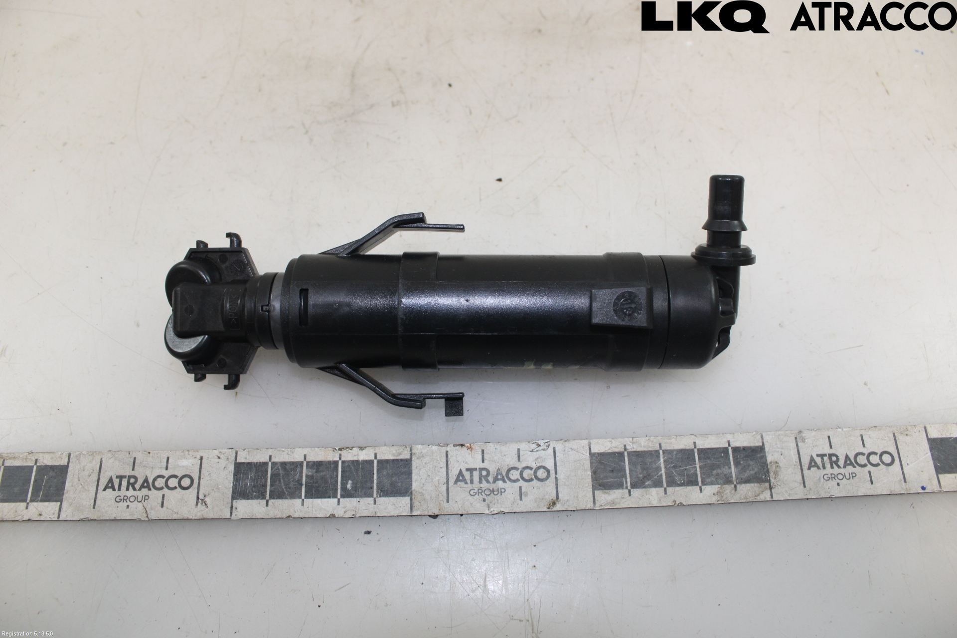 Volkswagen VW TOURAN 10-15 Spylerdyse Frontlykter