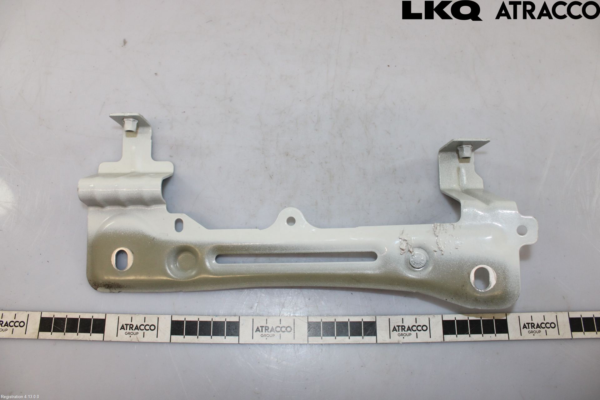 Volkswagen VW TOUAREG CR 18- Frontskjermfeste Venstre