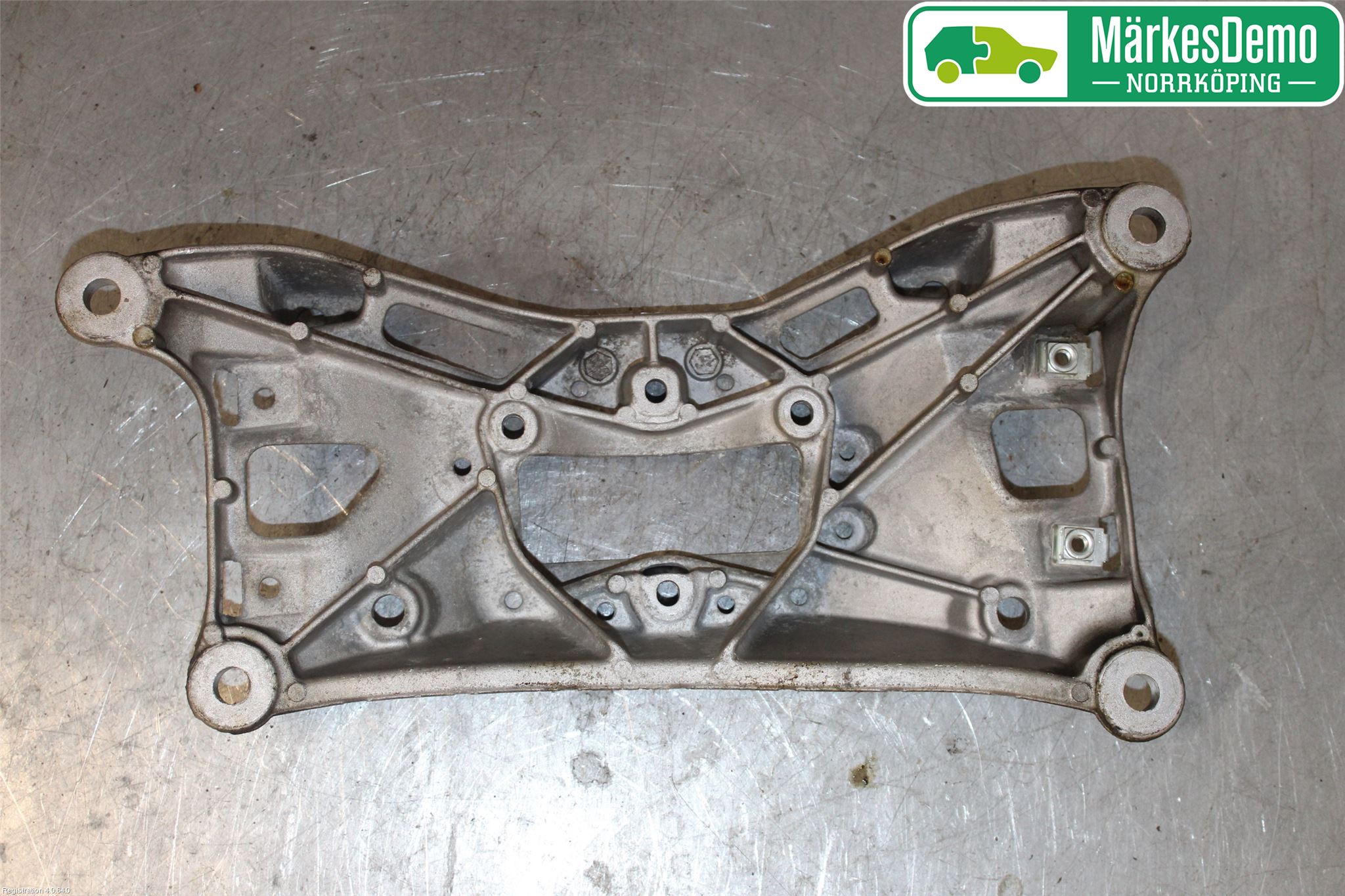 Audi A4/S4 B9 16-19 Gearkasse Bjelke - Travers