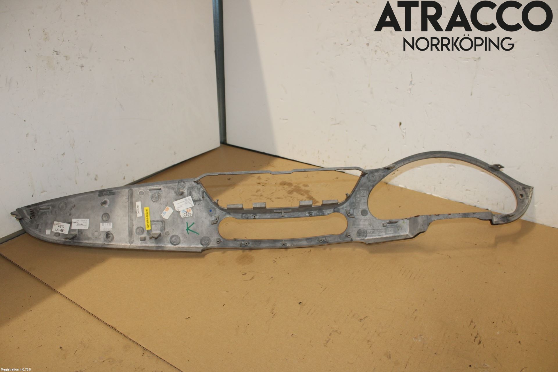 Mercedes-Benz MB CLS (C219) 03-11 Innr Dekor Instrbord