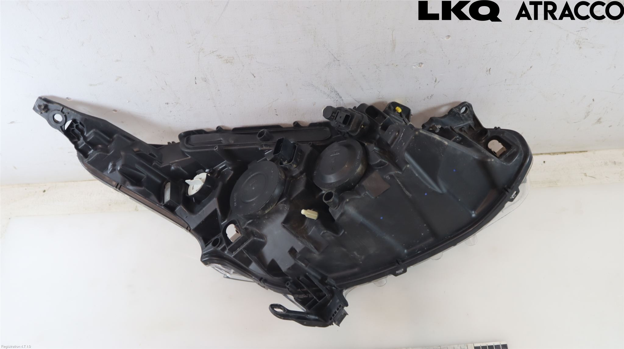 Peugeot PEUGOT 208 16-19 Frontlykt Venstre