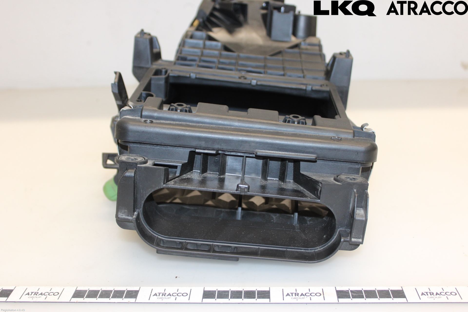 Mercedes-Benz MB C-KLASS (W206) 21- Luftfilter Boks