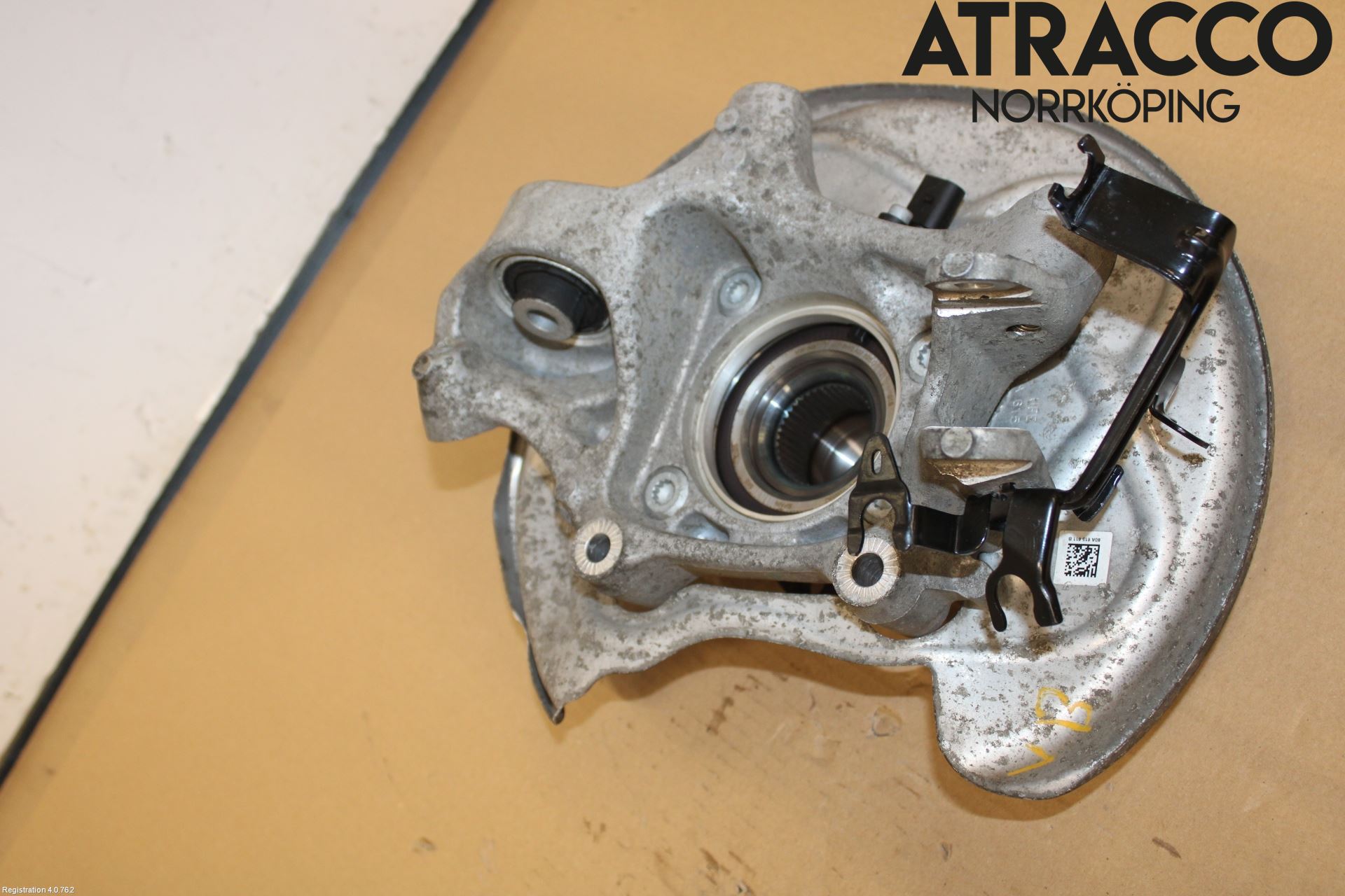 Audi A6 F2/C8 19- Spindel Vb