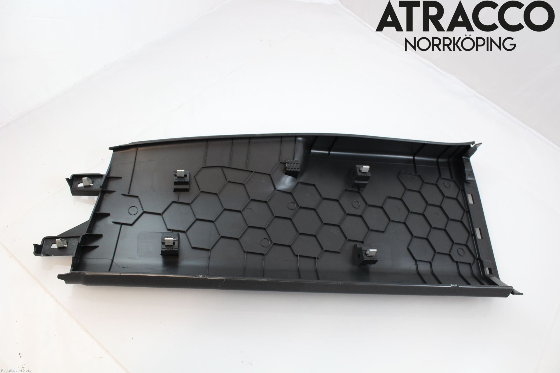 Cupra BORN 22- Instrumentkonsoll Midt