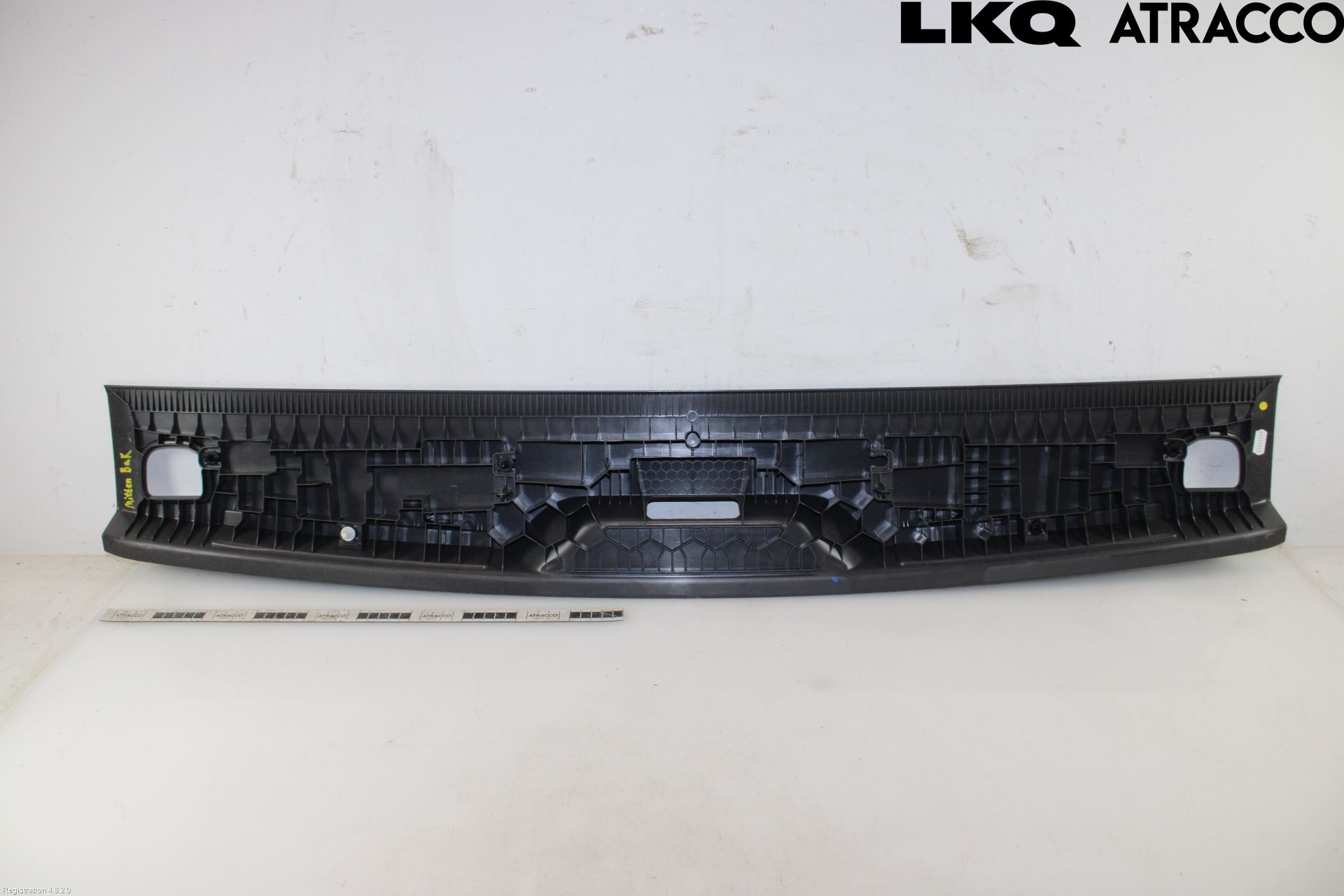Volkswagen VW TRANSP/CARAVELLE (T7) 22-24 Bakluke Bun (Utgår 5023)