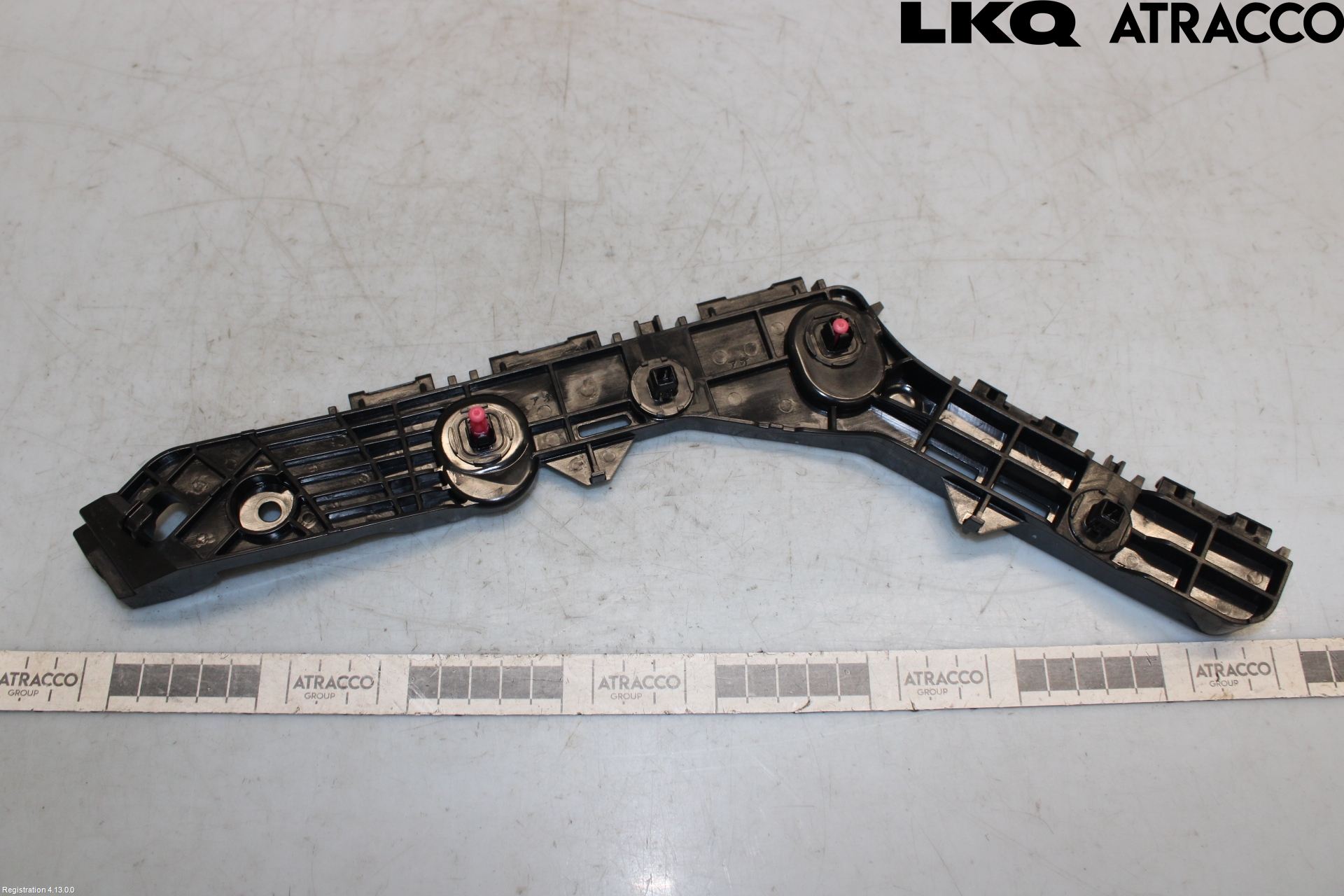 Toyota COROLLA CROSS XG10 22- Støtfangerfeste Bak Høyre
