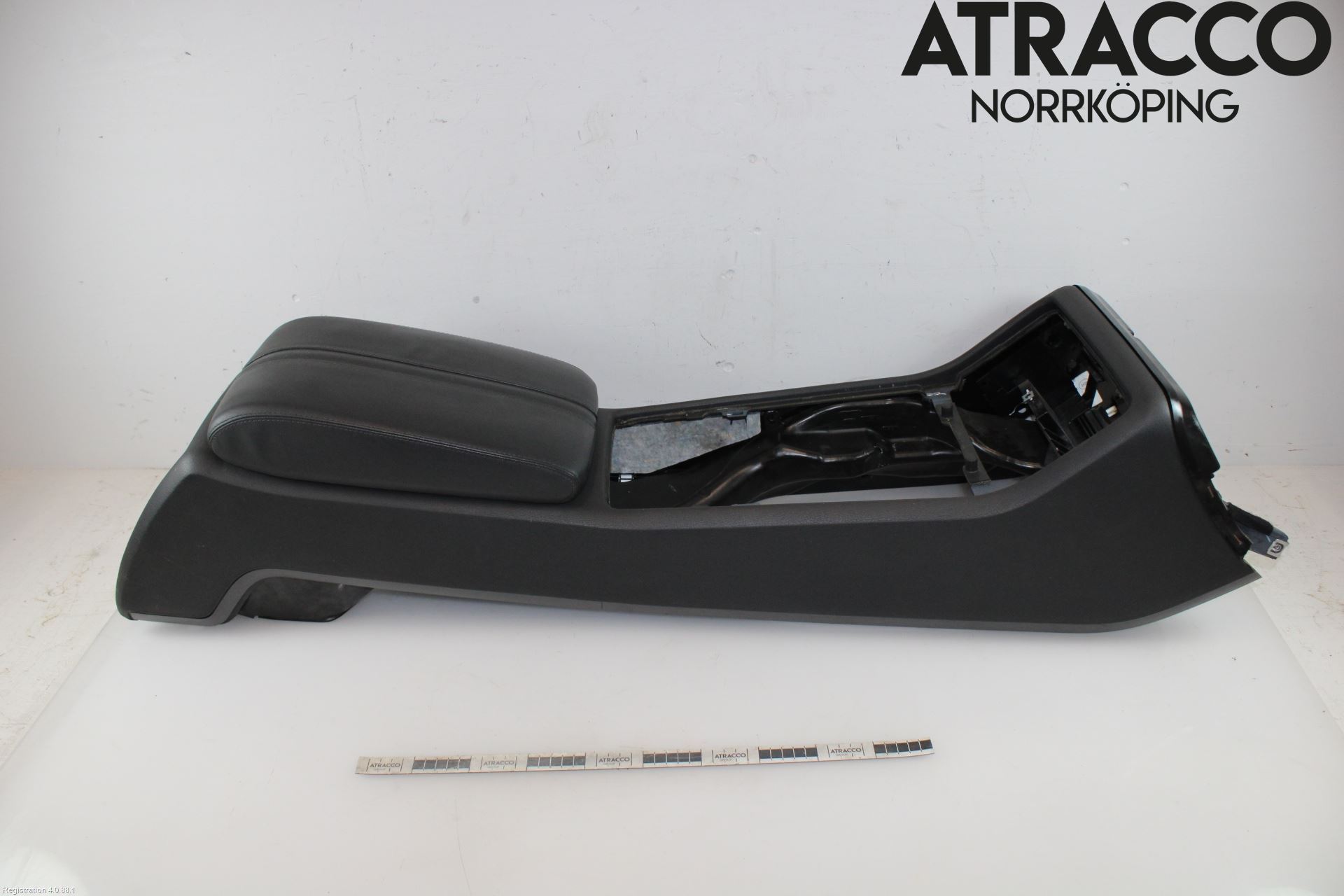 Audi A8/S8 4E  02-09 Instrumentkonsoll Midt