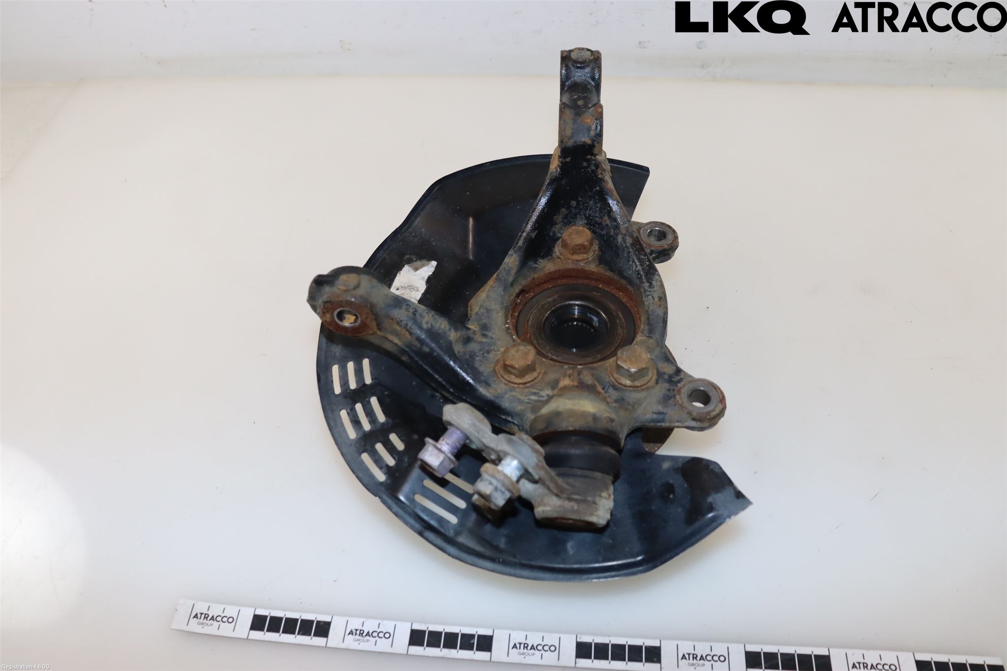 Toyota COROLLA 19- Spindel Vf