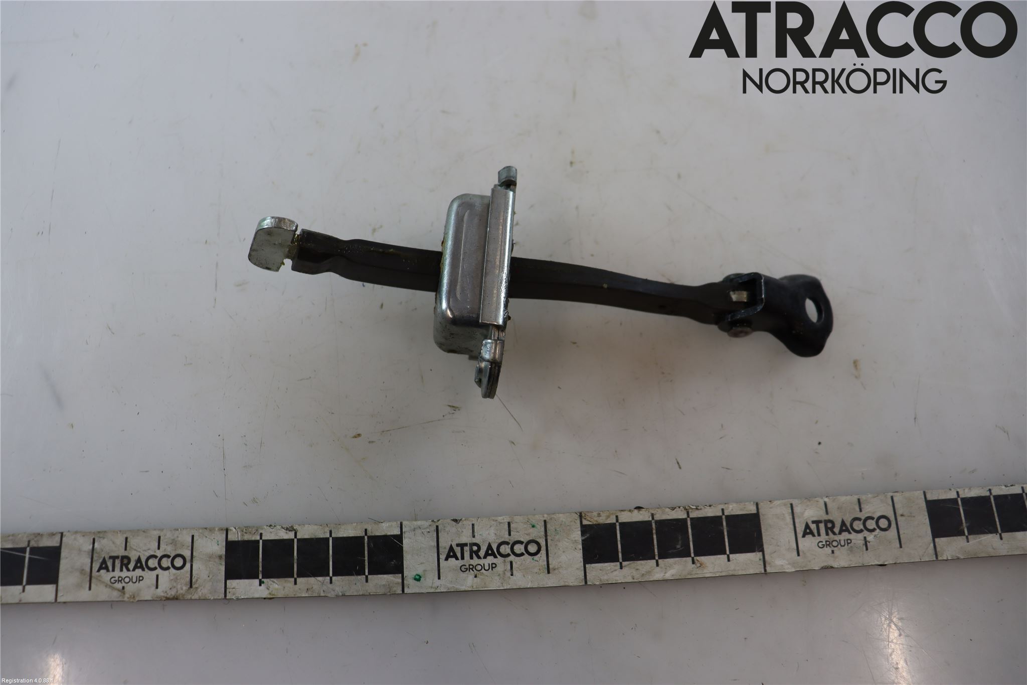 Toyota YARIS XP130 15-20 Dørstopper
