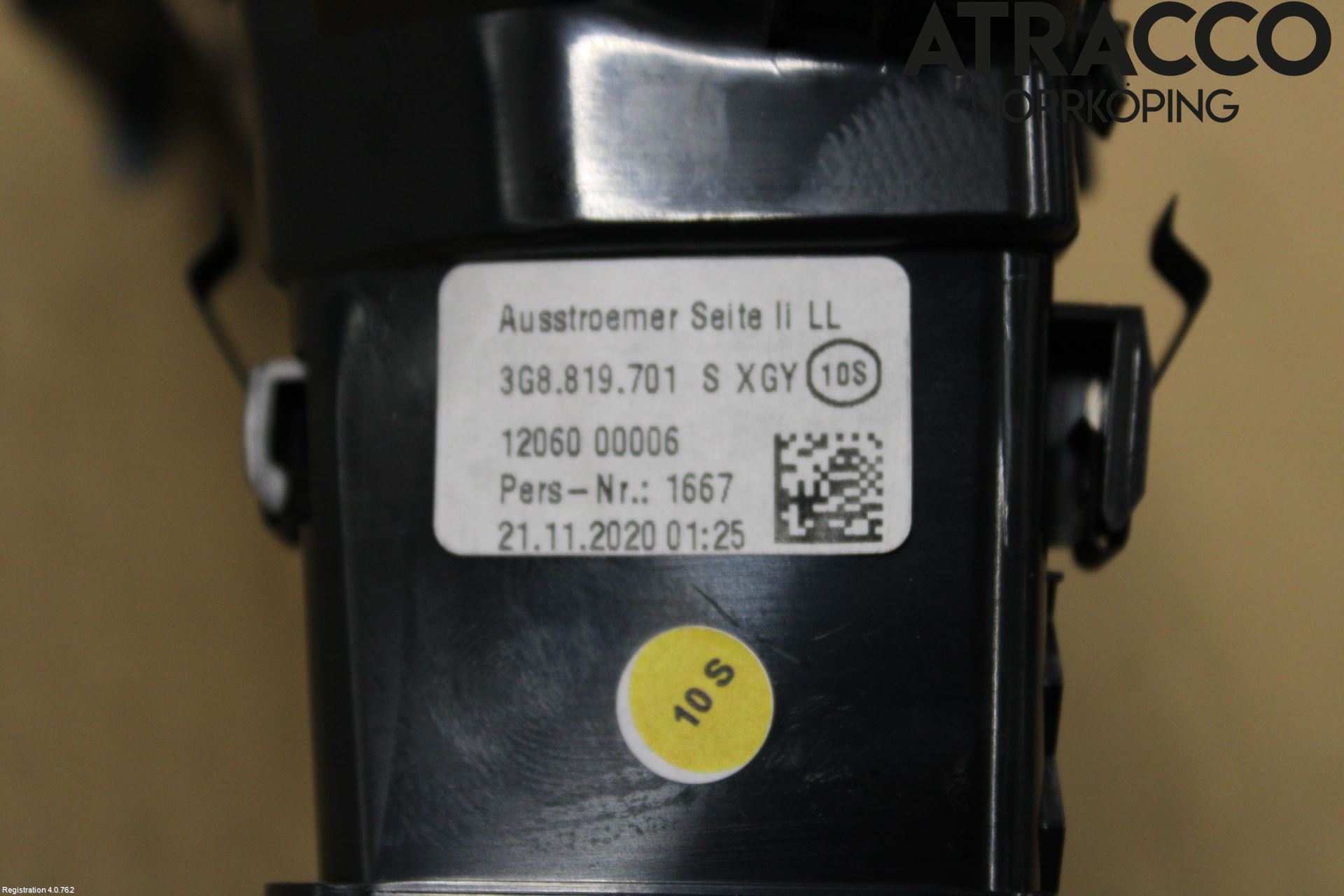 Volkswagen VW ARTEON 17- Dashbord Kanal - Dyse