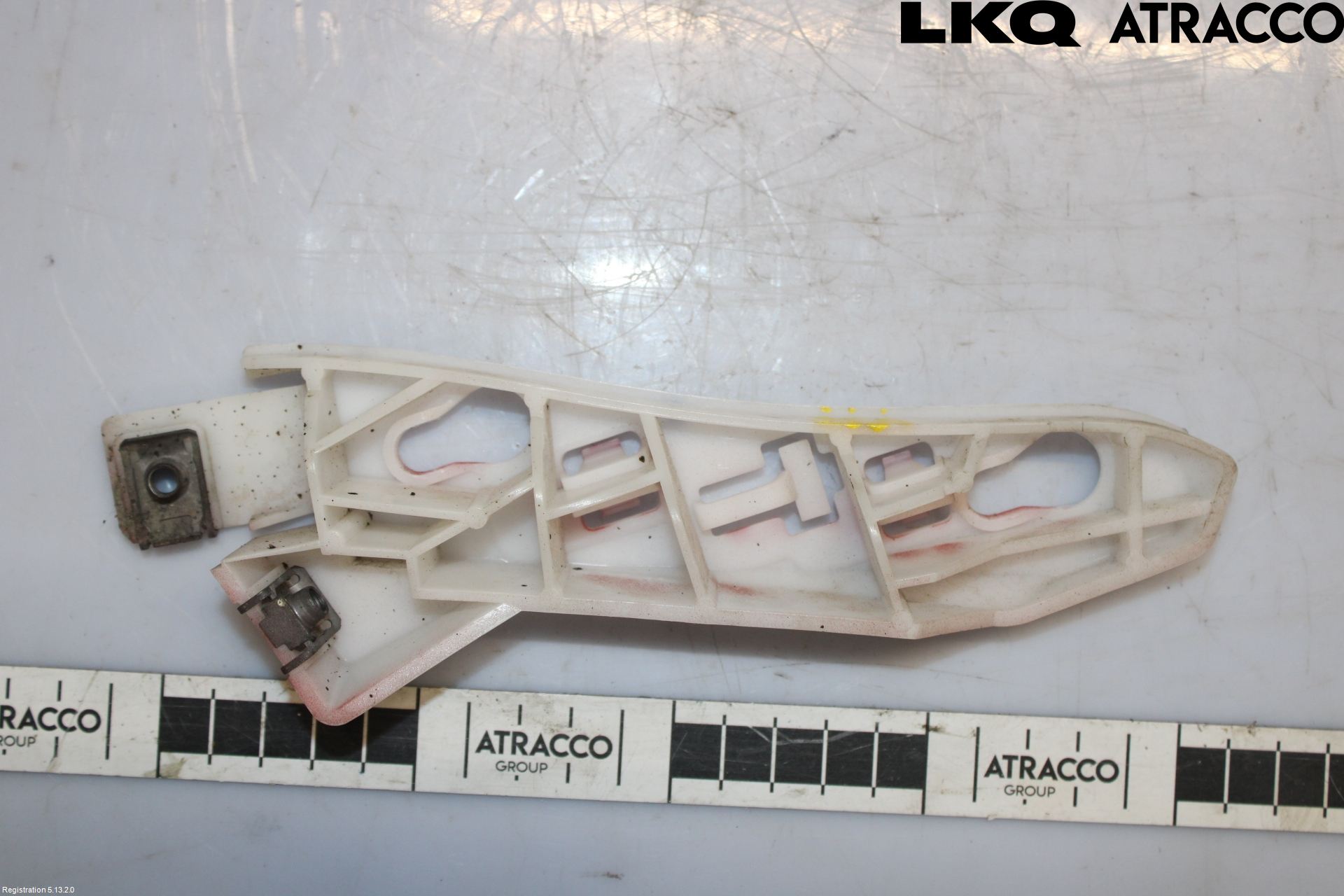 Citroen C4 PICASSO 14-18 Støtfangerfeste Foran Høyre