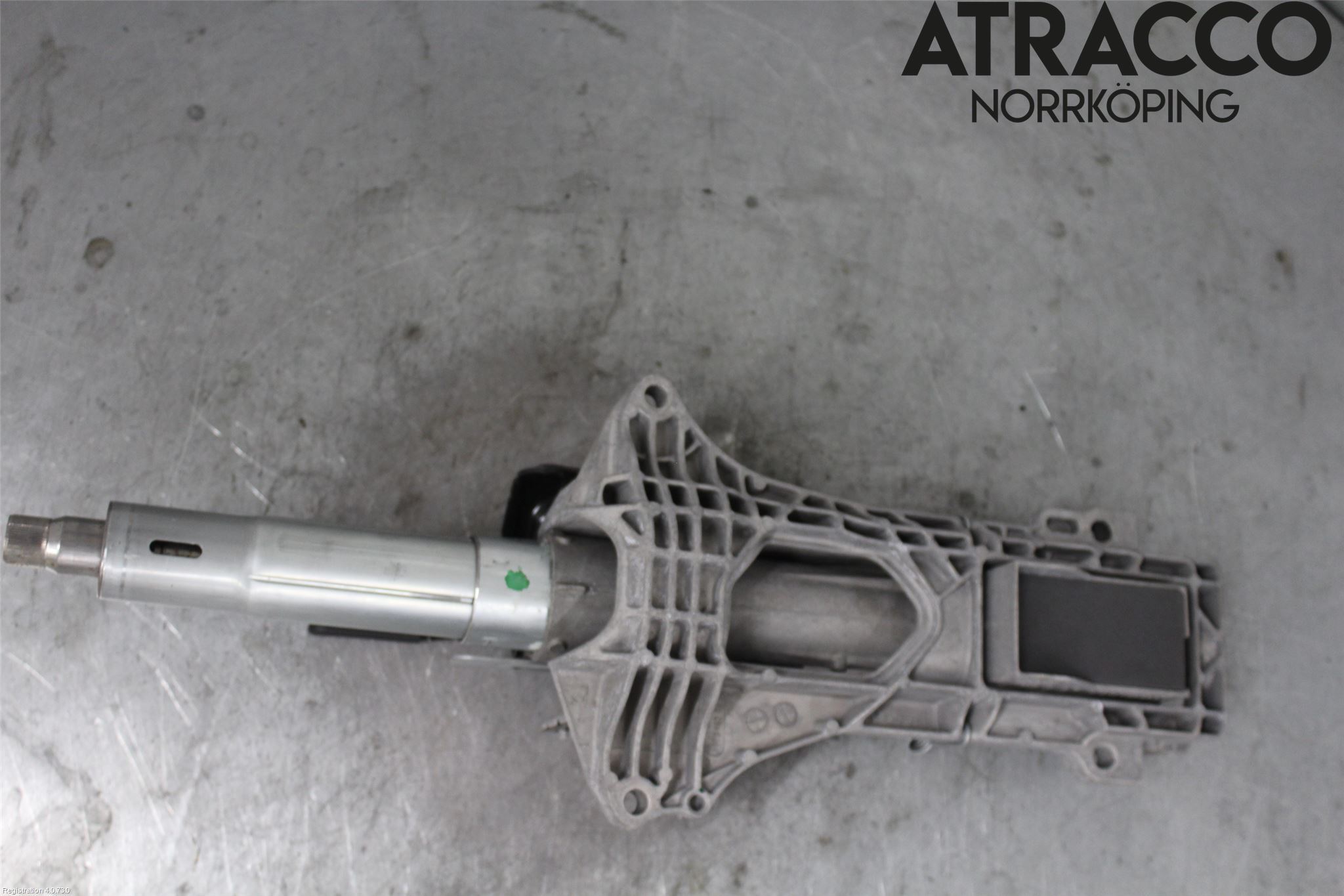 Mercedes-Benz MB E-KLASS (W213) 16-23 Rattakselaggregat Justerbart