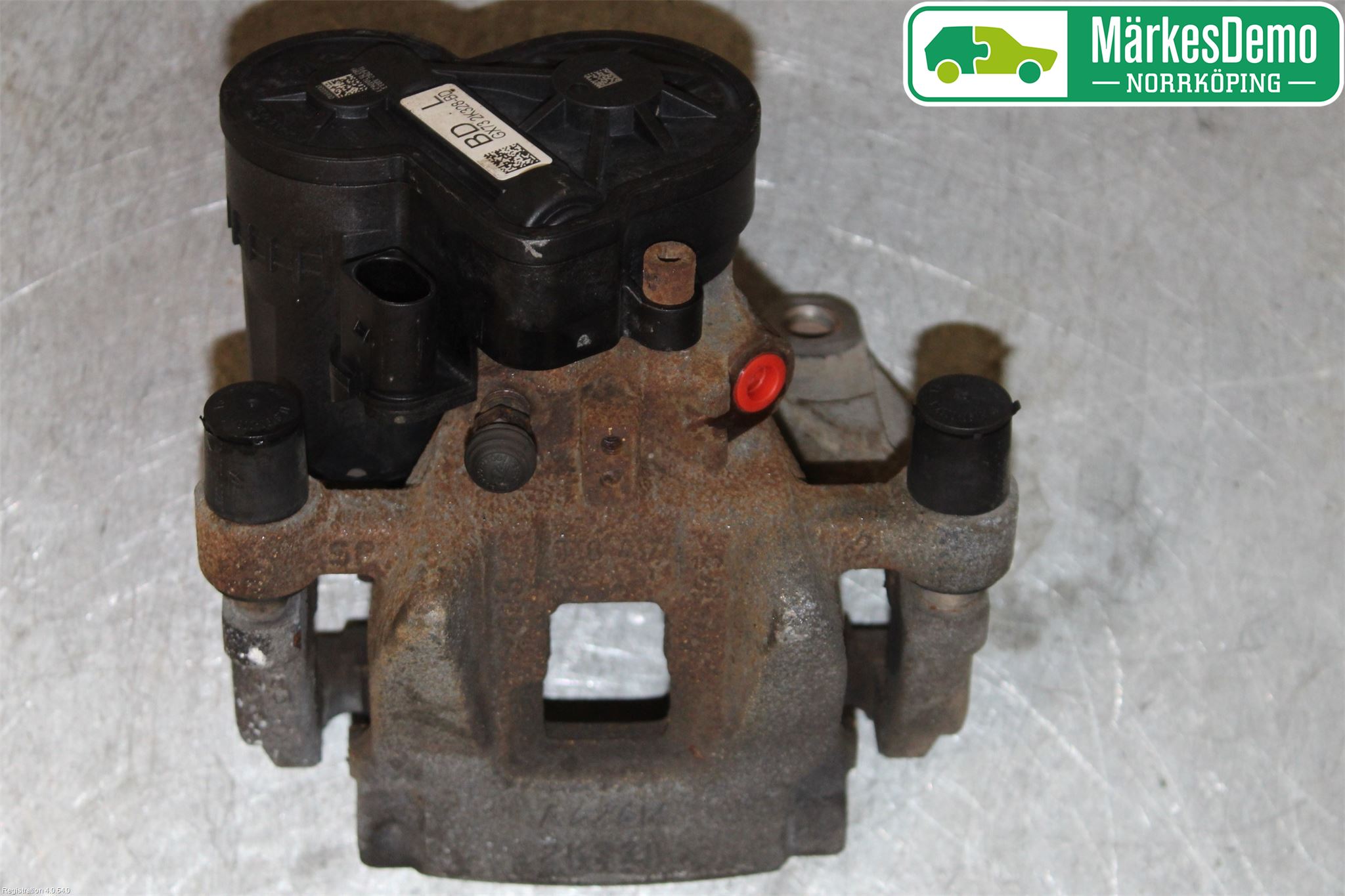 Jaguar XE (X760) 15-24 Bremsecaliper Bak Venstre