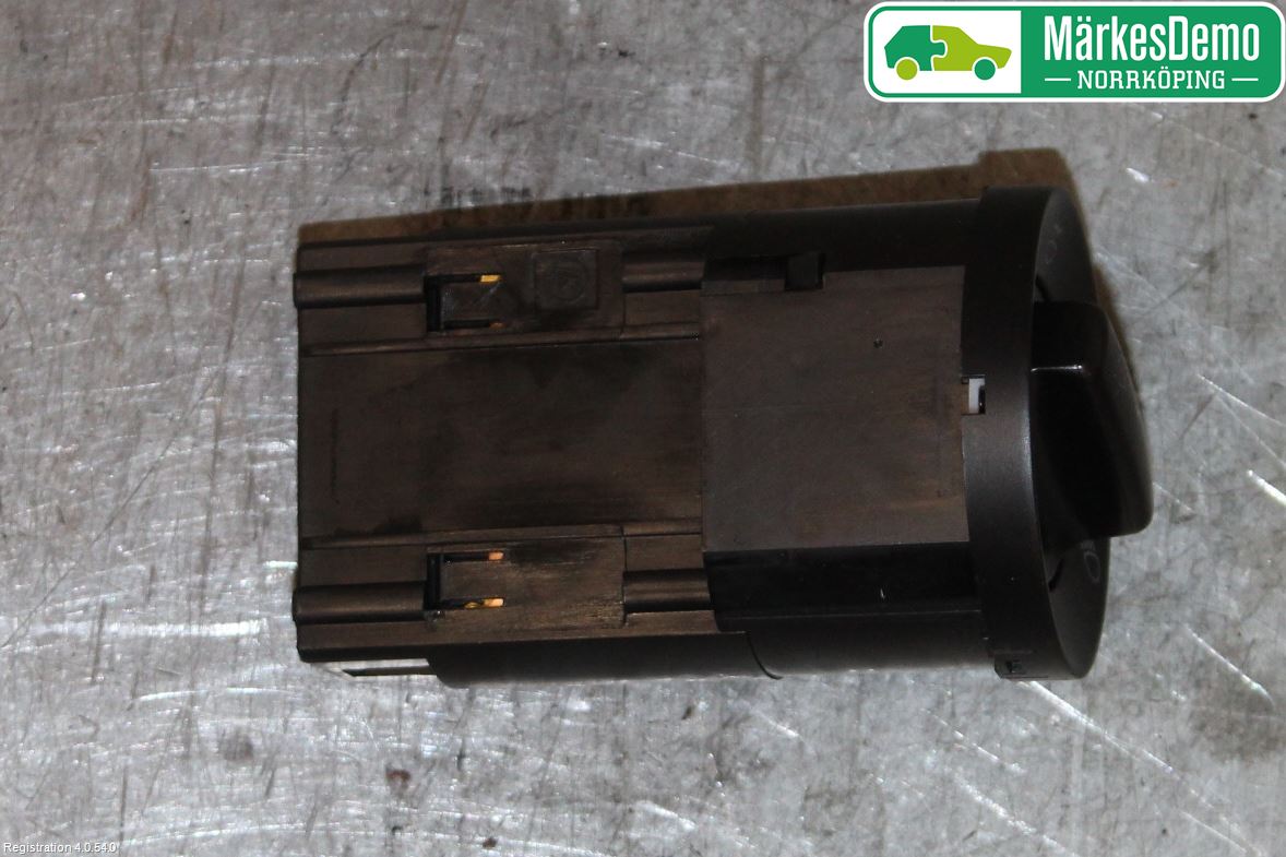 Skoda FABIA 07-14 Bryter Hovedlys