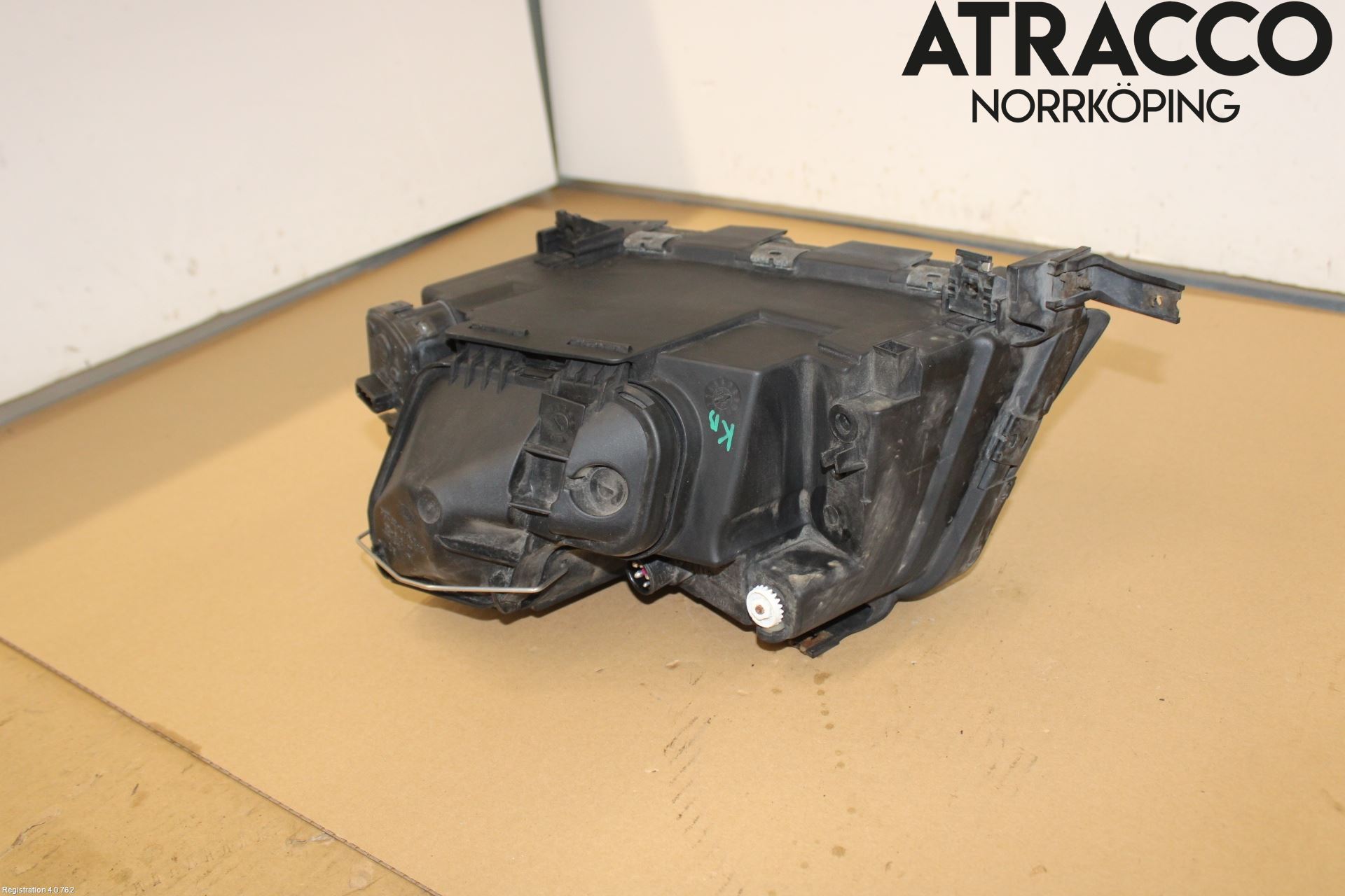 Audi A6/S6     95-97 Frontlykt Høyre