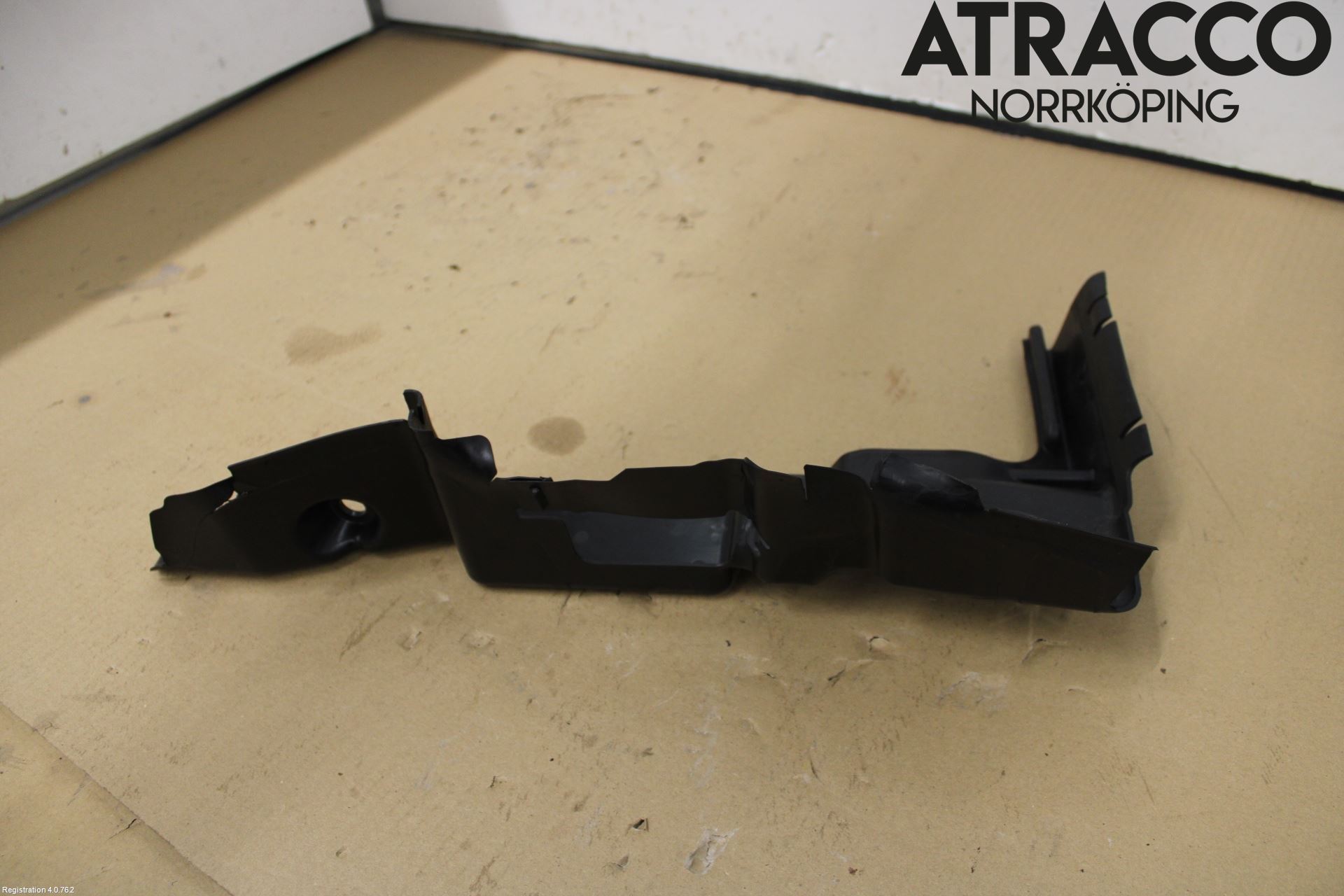 Audi Q2/SQ2 17- Luftstyring Front