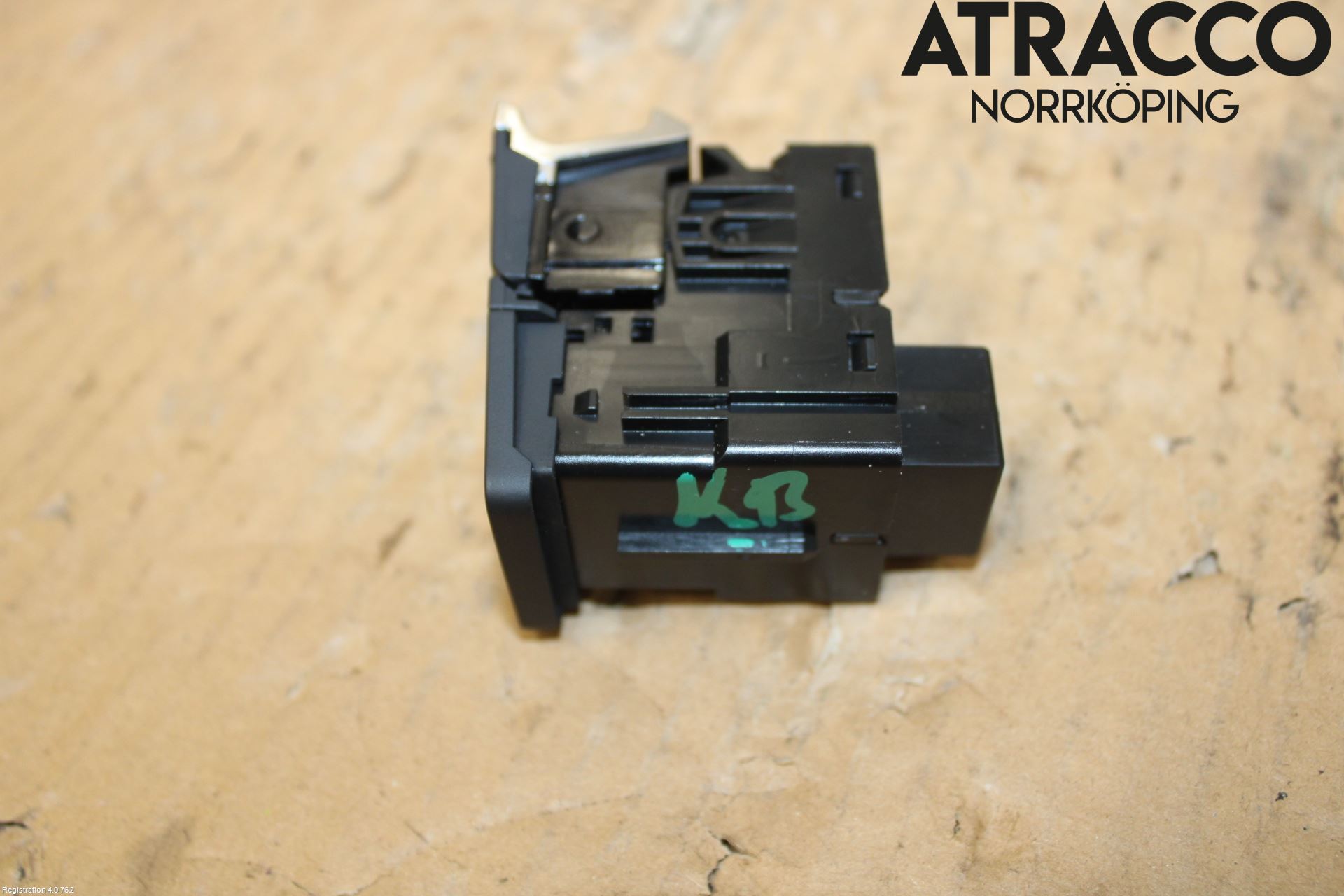 Audi A6 F2/C8 19- Bryter Parkeringsbrems