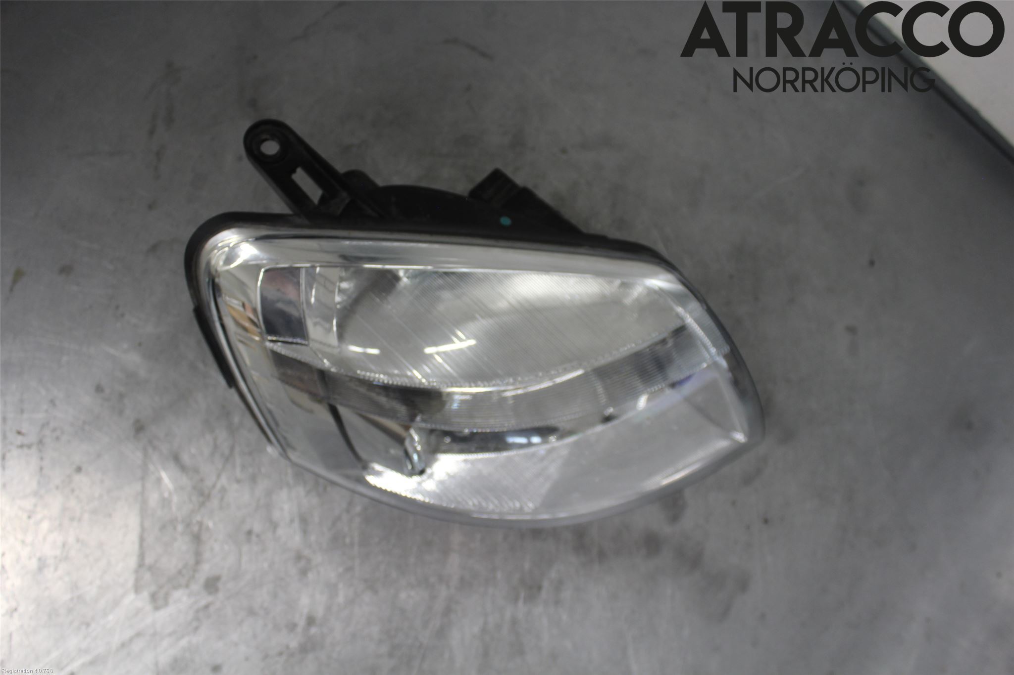 Citroen BERLINGO  03-07 Frontlykt Høyre