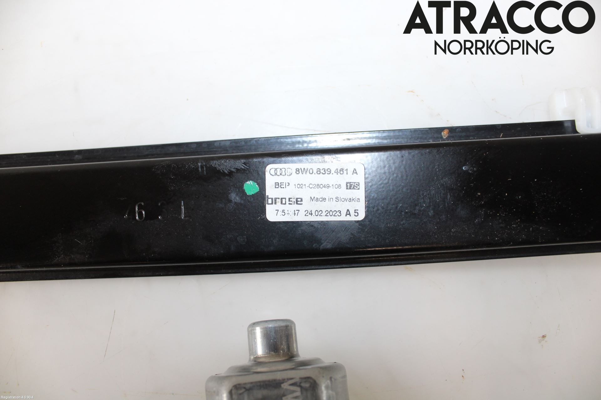 Audi A4/S4 B9 20- Vindusheis El Komp