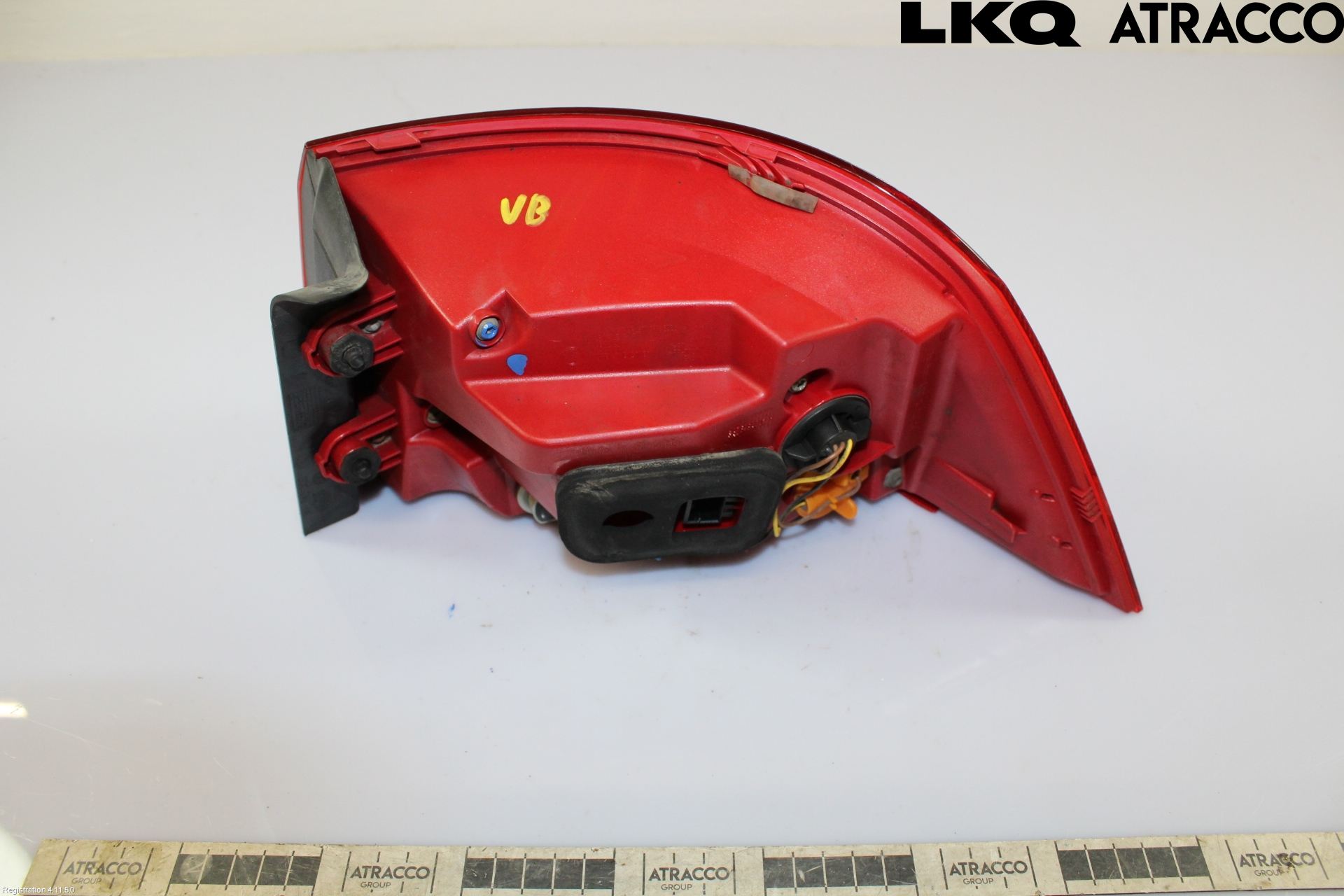 Volkswagen VW PASSAT 11-14 Baklykt Venstre