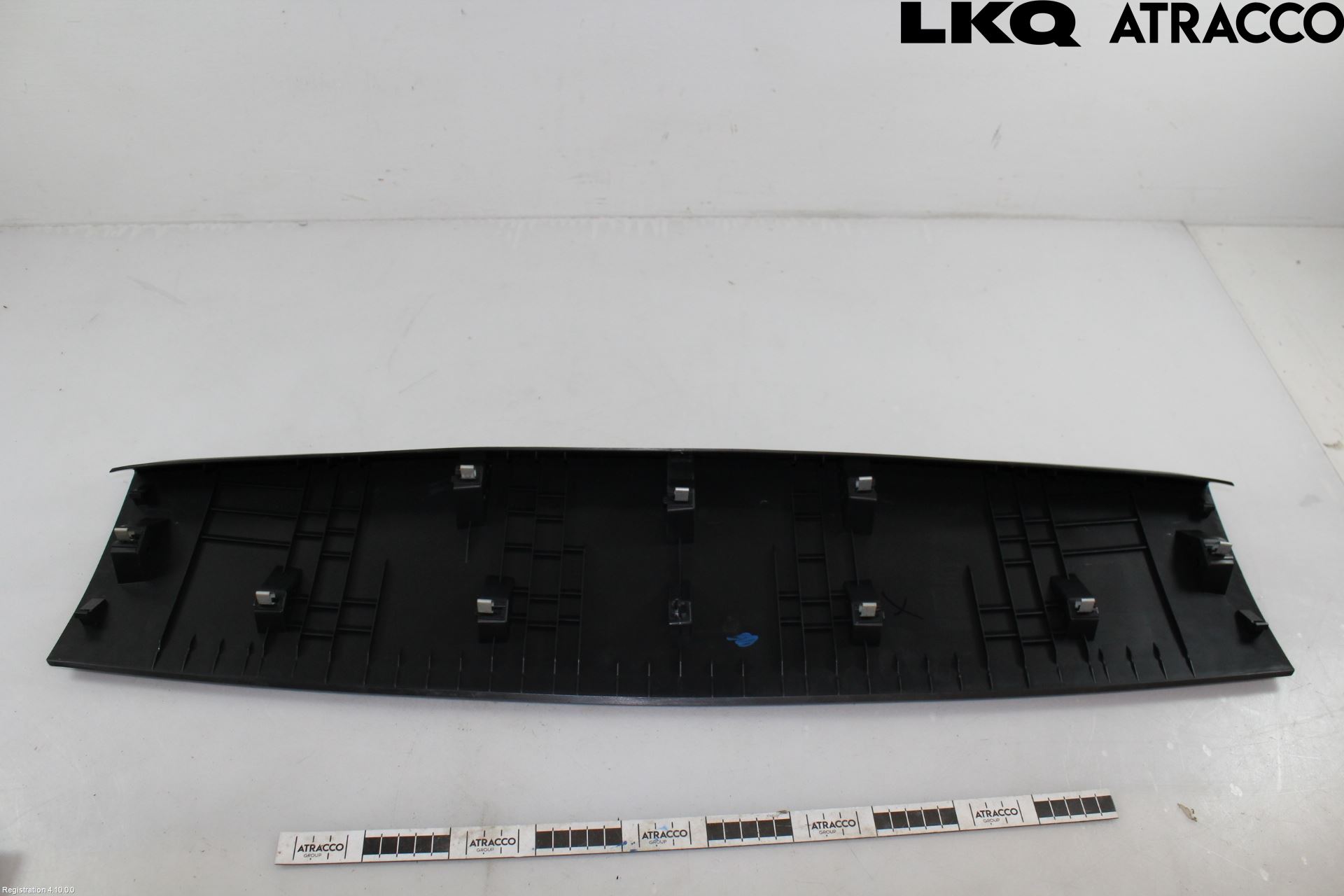 Volkswagen VW ID.7/TOURER 24- Innr Bakluketrekk