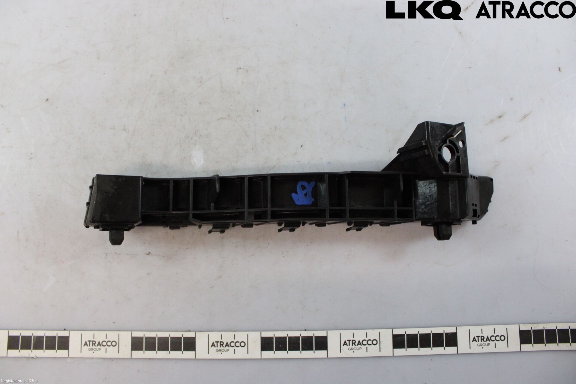 Subaru FORESTER SH  08-13 Støtfangerfeste Foran Høyre