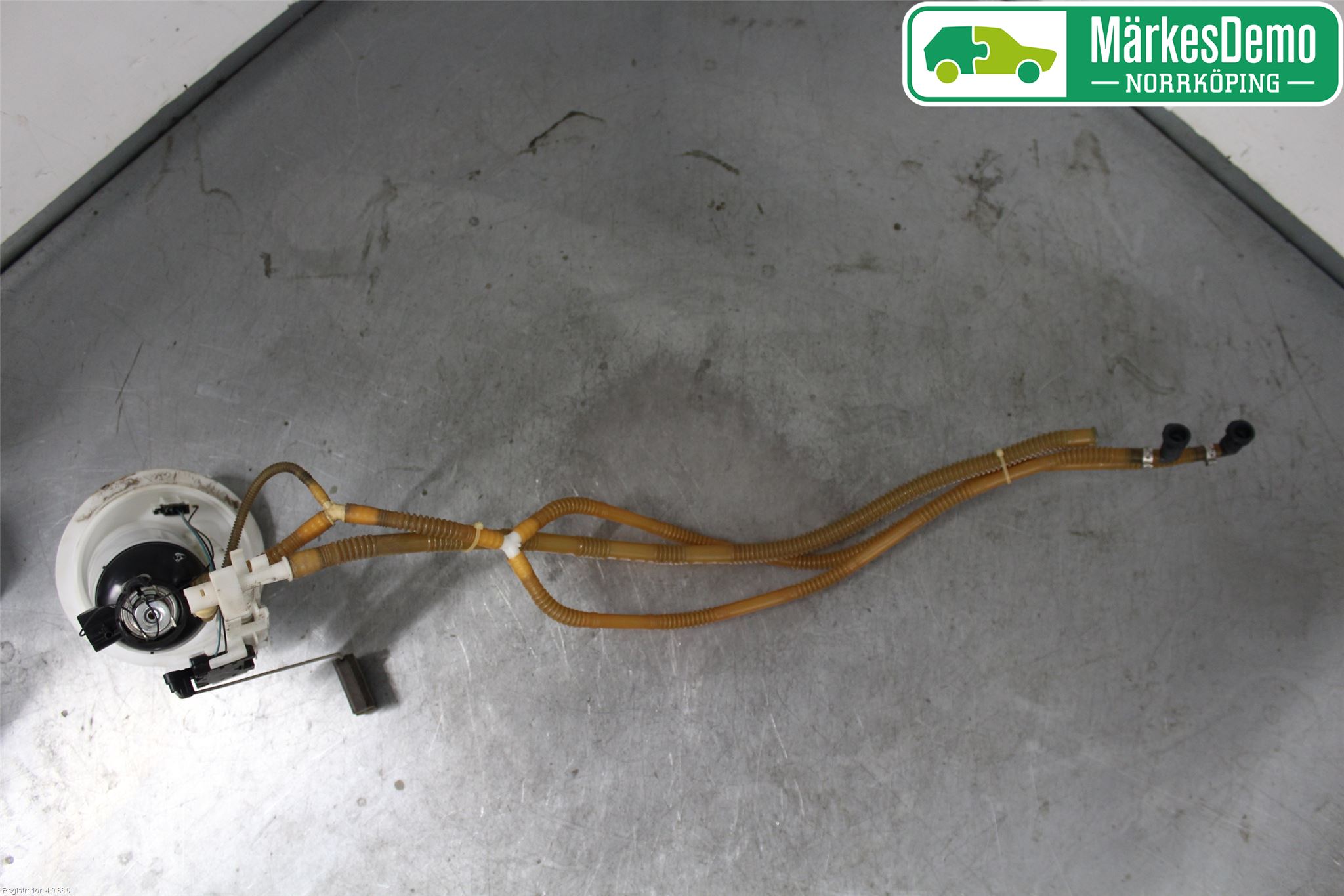 Mercedes-Benz MB C-KLASS (W204) 07-15 Drivstoffpumpe Fødepumpe El