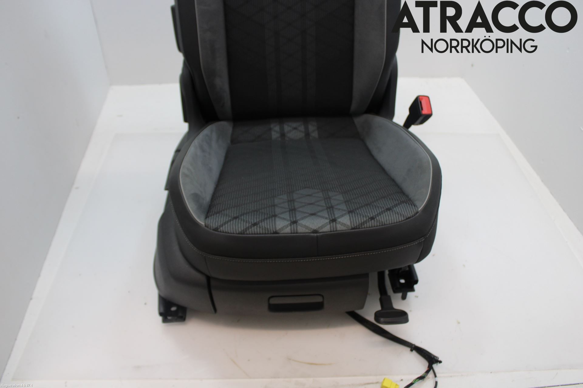 Volkswagen VW TIGUAN 16-24 Innr Sete Foran Høyre