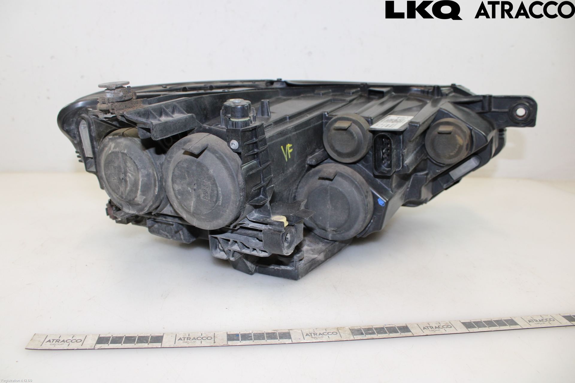 Volkswagen VW PASSAT 15-19 Frontlykt Venstre