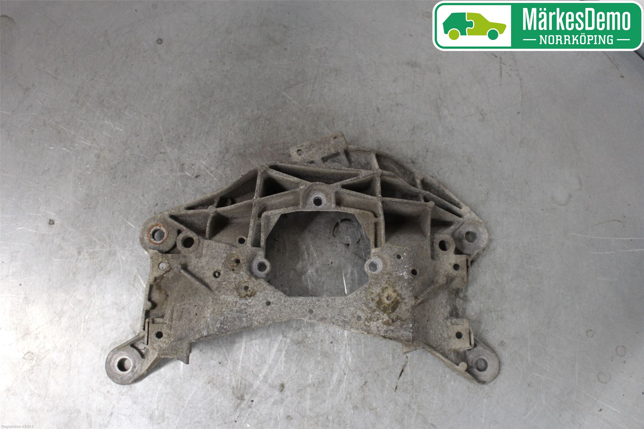 Audi A8/S8 4H 10-17 Gearkasse Bjelke - Travers