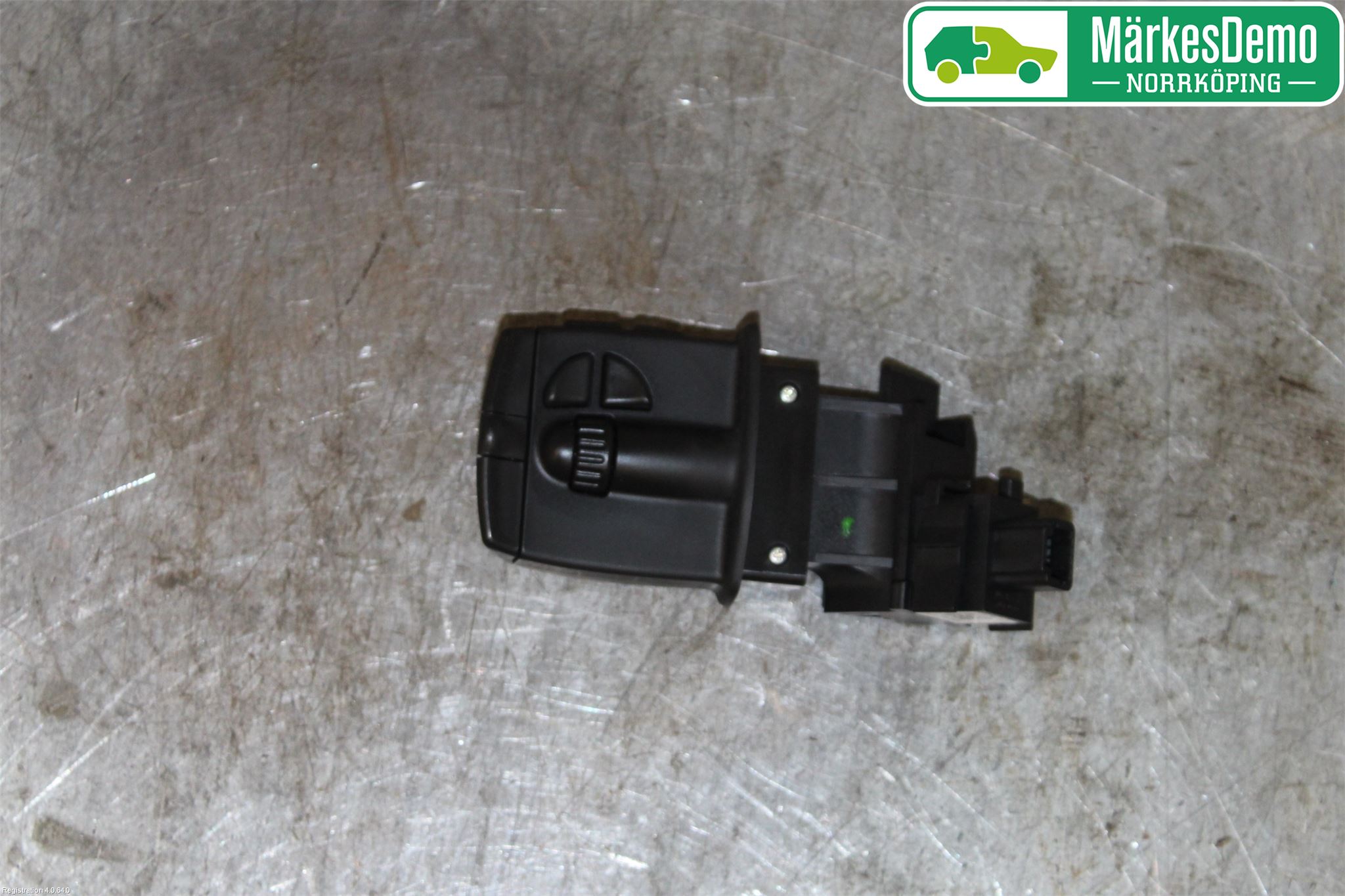Renault MEGANE III 09-15 Bryter Ratt Radio-Stereo