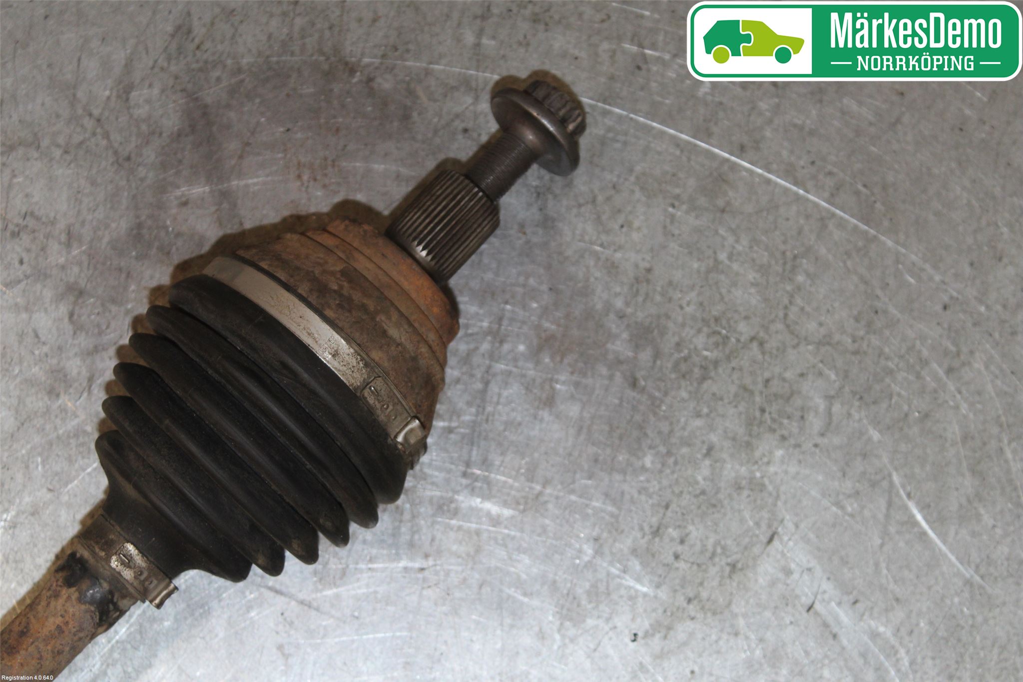 Audi A3/S3 8V 13-20 Drivaksel Foran Kompl Venstre