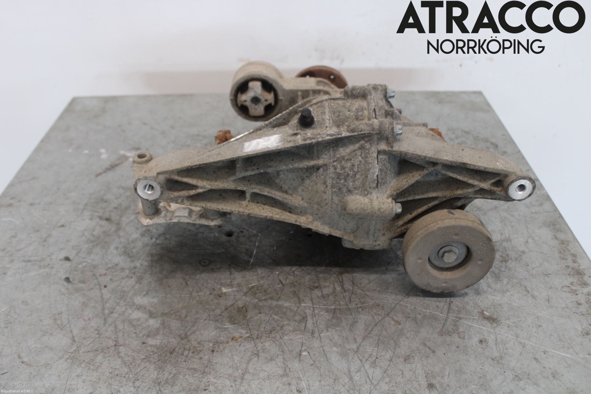 Audi A4/S4 B9 20- Bakaksel Kardang Bak -Diff