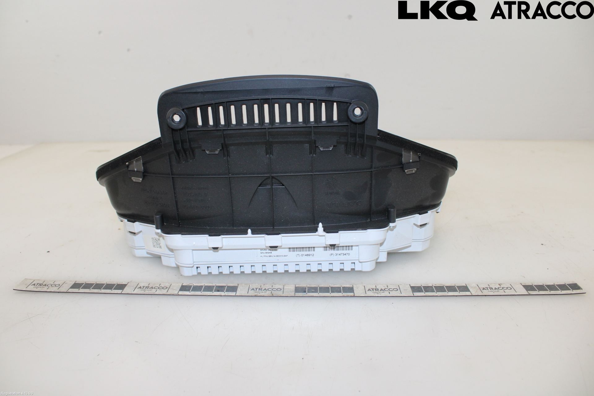 Volvo XC70 14-16 Instr Kombinert