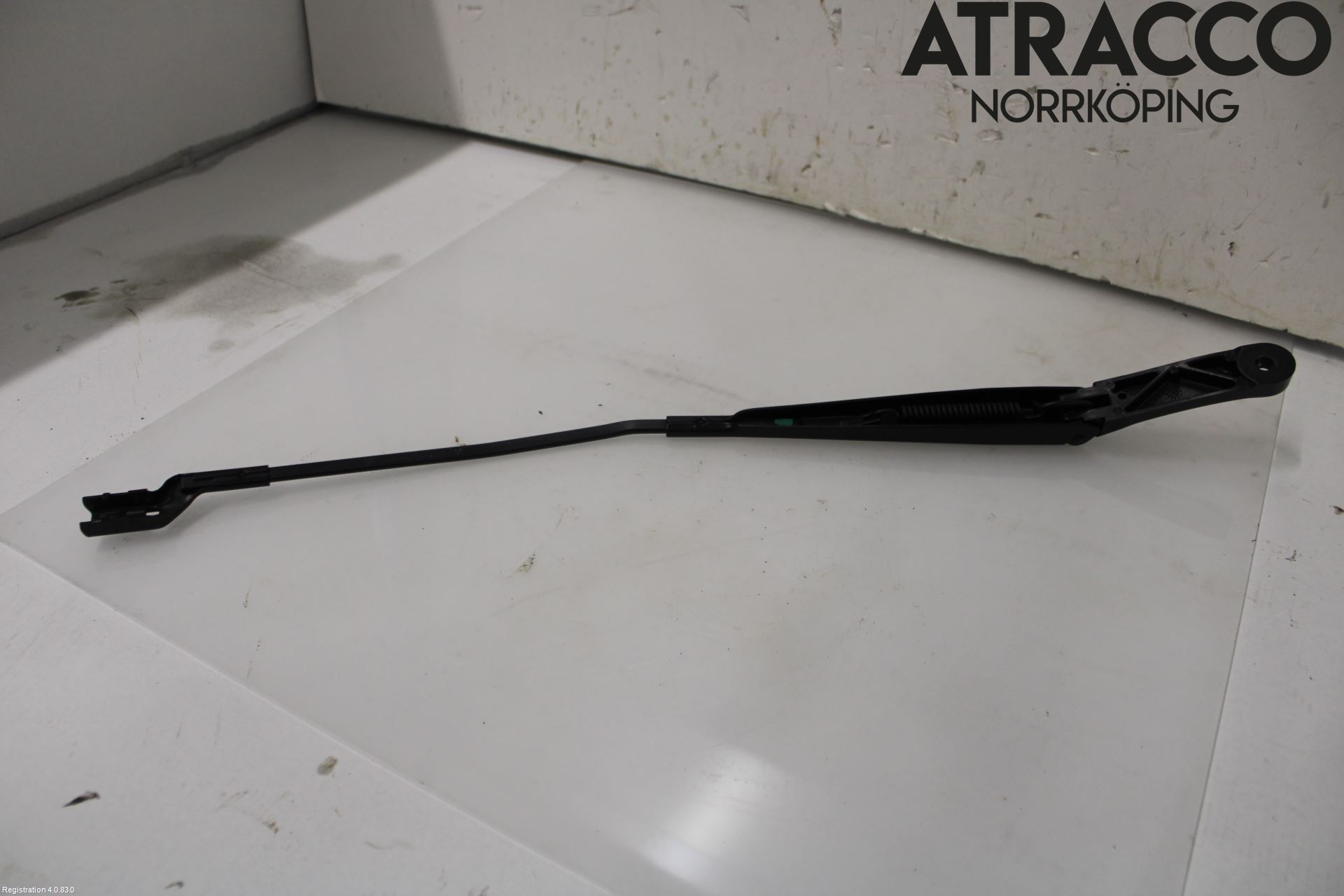 Volkswagen VW TIGUAN 16-24 Viskerarm-Armer Frontrute