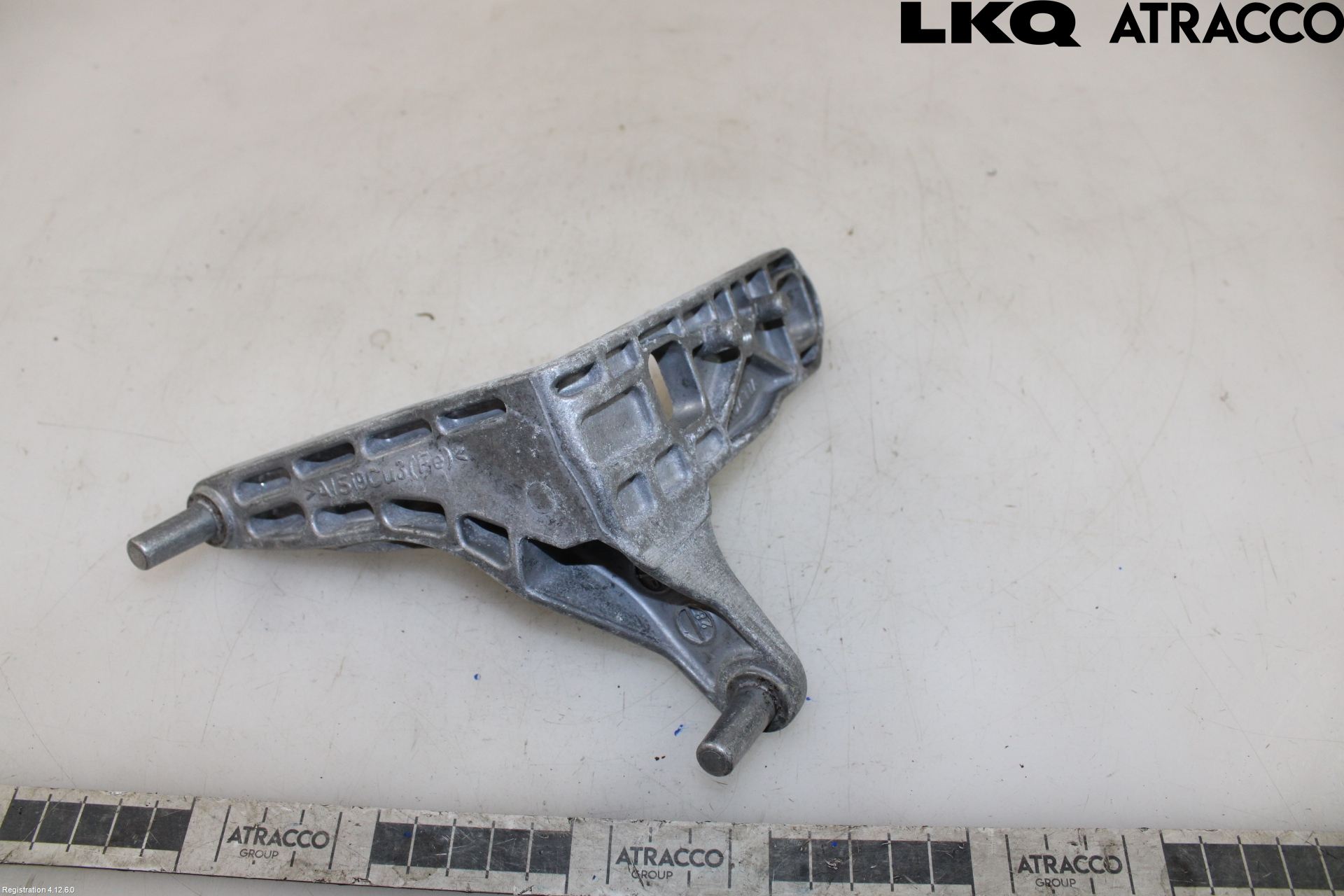 Audi Q6 E-TRON CN 24- Radiator Feste - Ramme - Bjelk