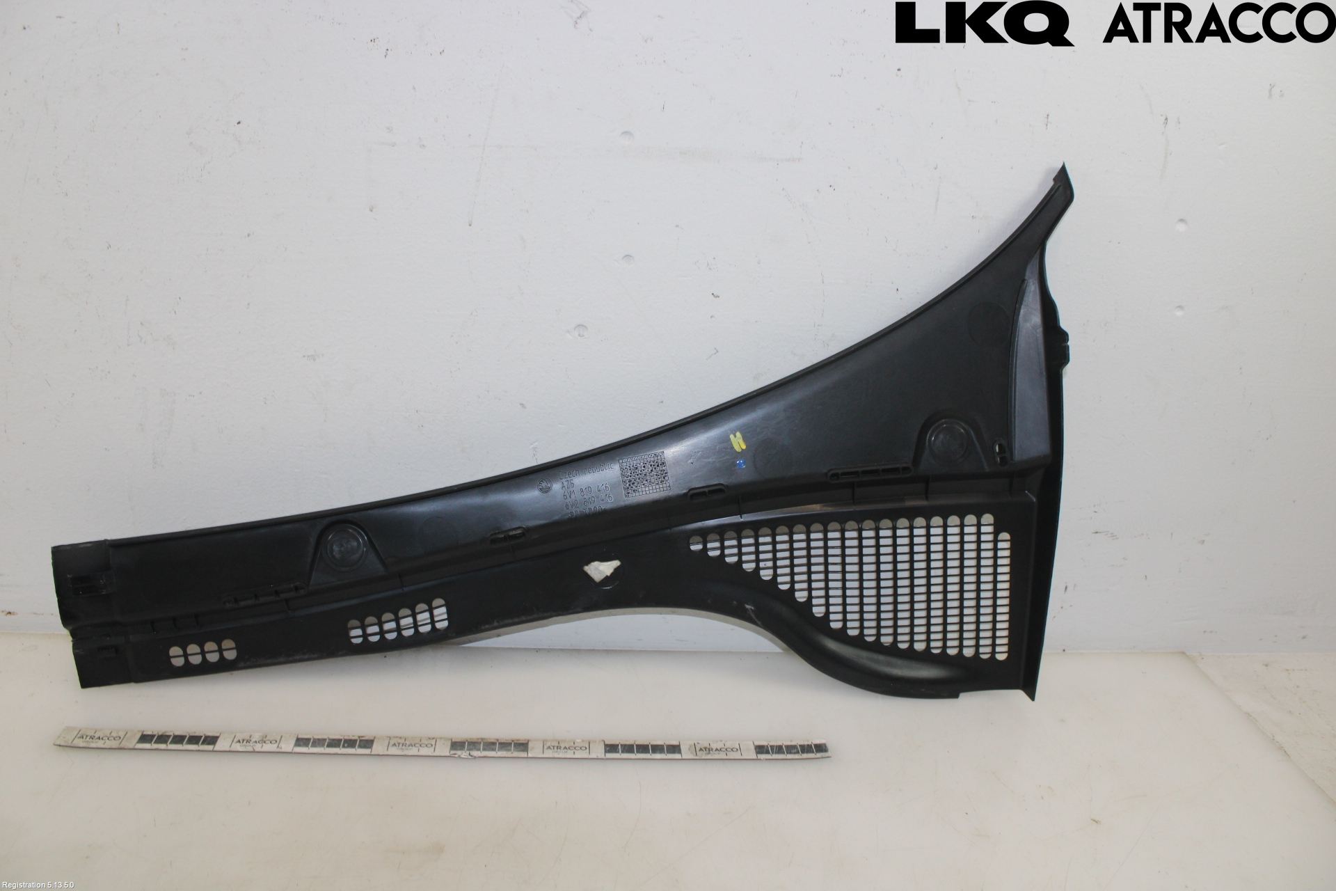 Skoda FABIA 15-21 Visker Deksel-Grill-Under Frr