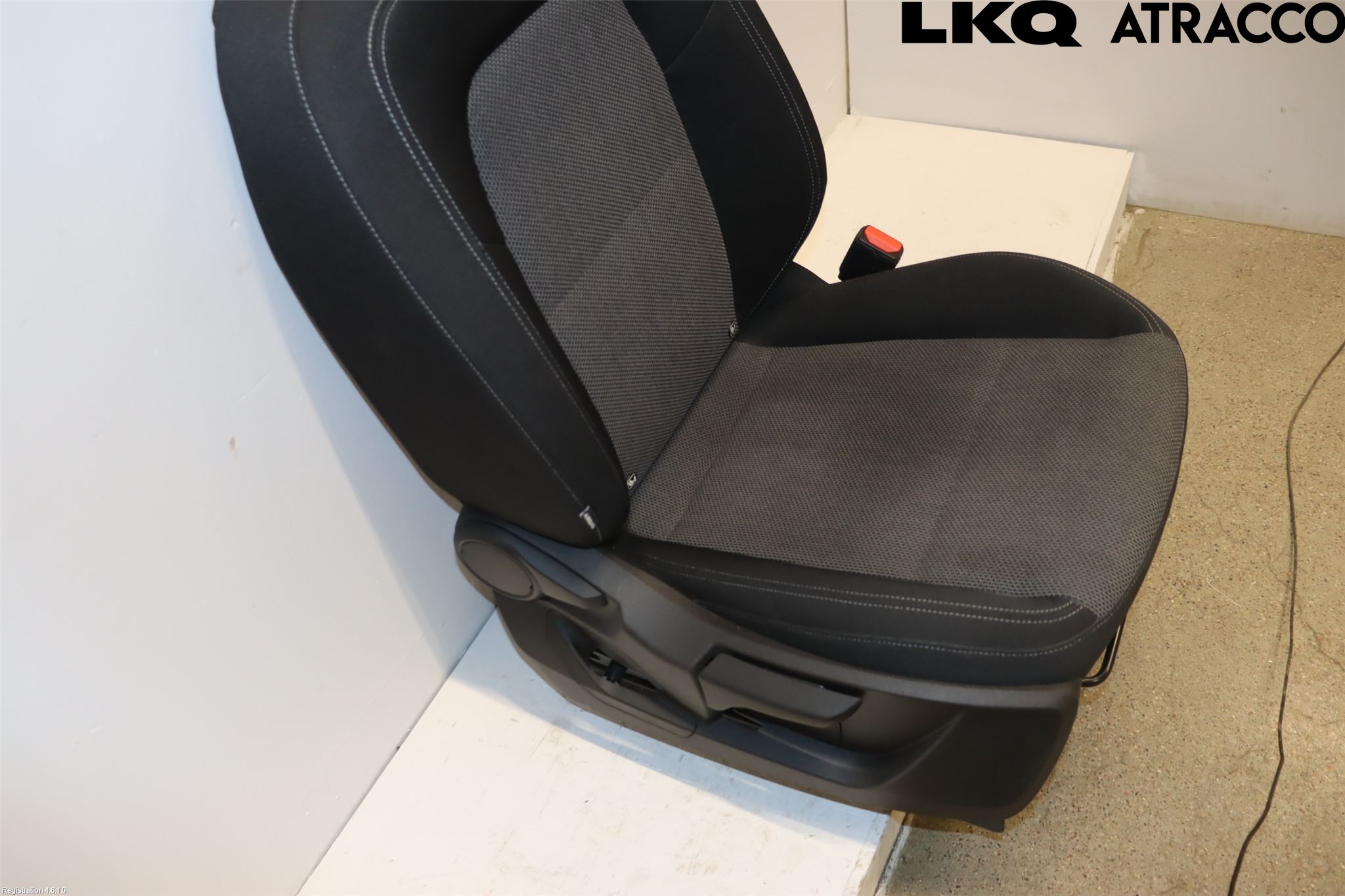 Mercedes-Benz MB CITAN/EQT (W420) 22- Innr Sete Foran Høyre