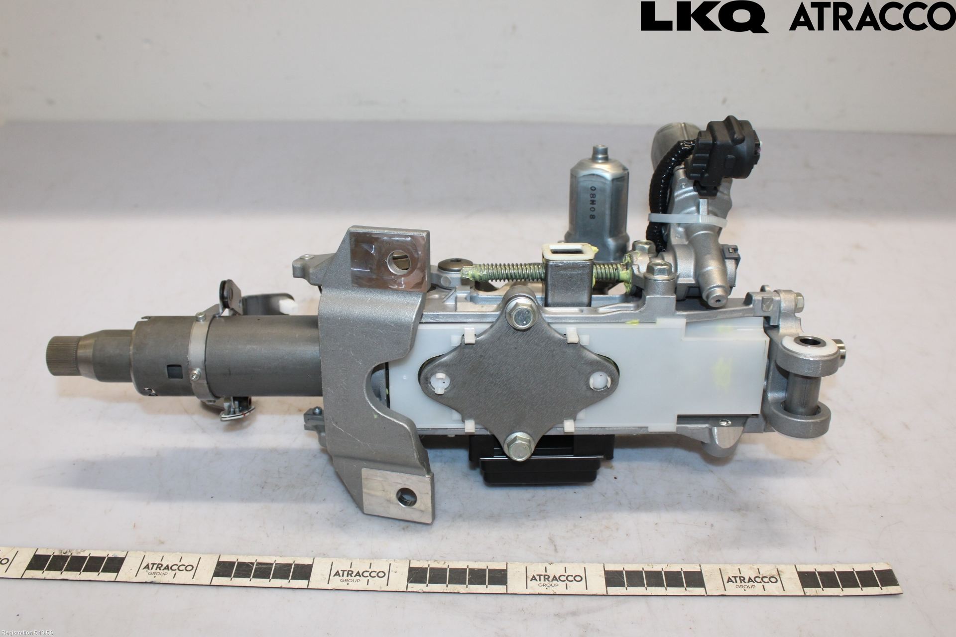 Lexus NX 340h/450h+ 21- Rattakselaggregat Justerbart