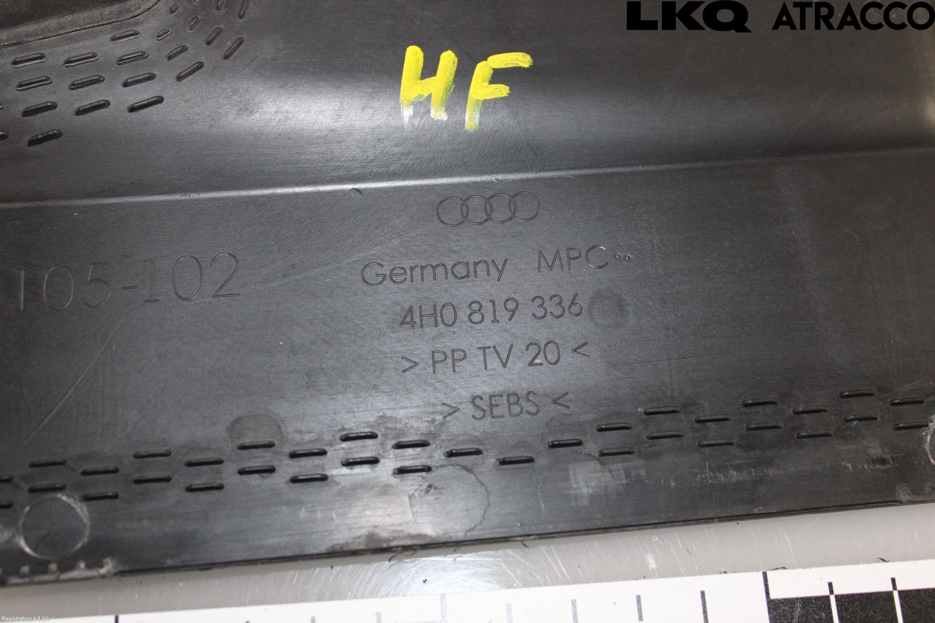 Audi A8/S8 4H 10-17 Visker Deksel-Grill-Under Frr
