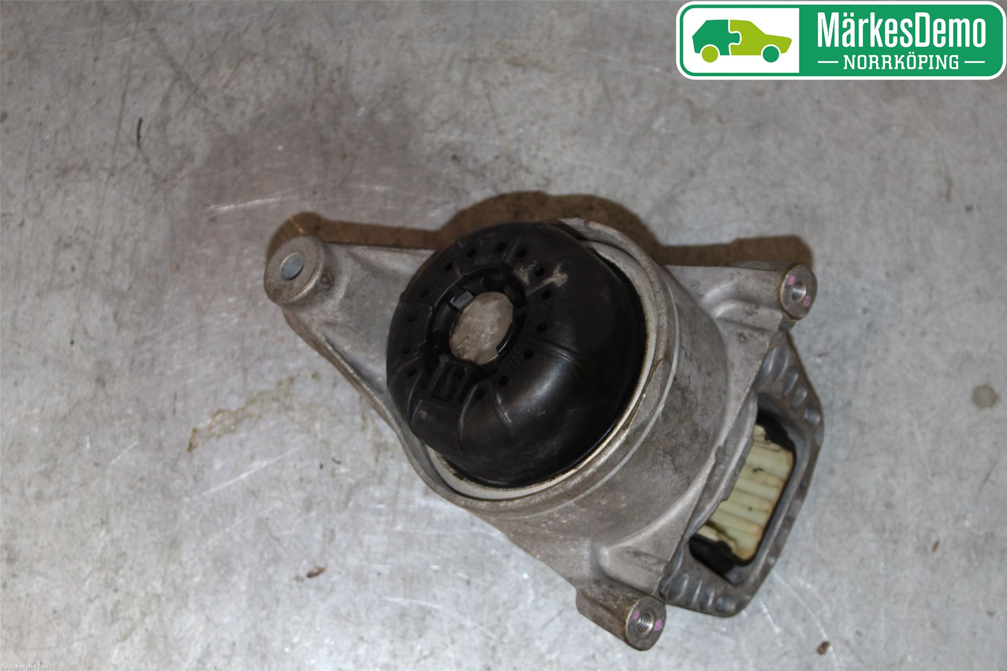 Audi A4/S4 B9 16-19 Motor Feste Gummi
