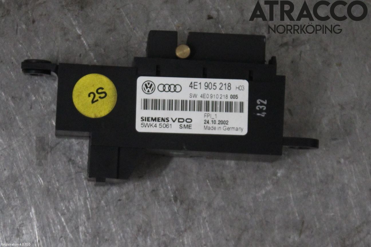 Audi A8/S8 4E  02-09 Startsperre Kontakt