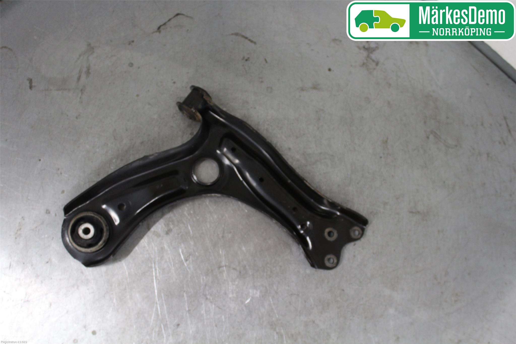 Volkswagen VW POLO 10-17 Bærearm Foran Venstre Nedre