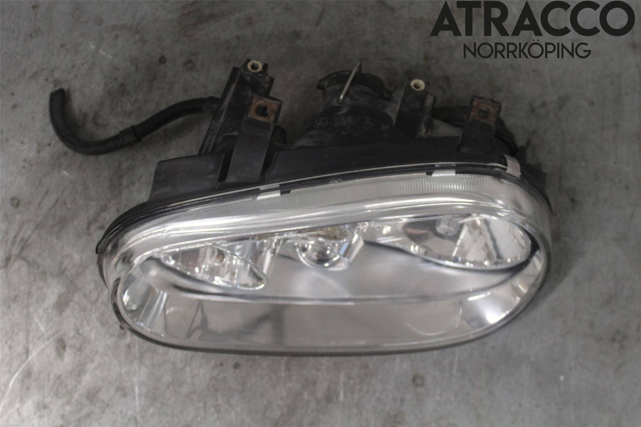 Volkswagen VW GOLF IV 98-06 Frontlykt Venstre